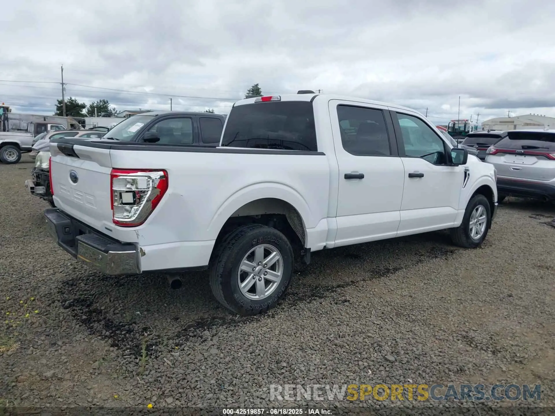 4 Photograph of a damaged car 1FTEW1C89PKD35641 FORD F-150 2023