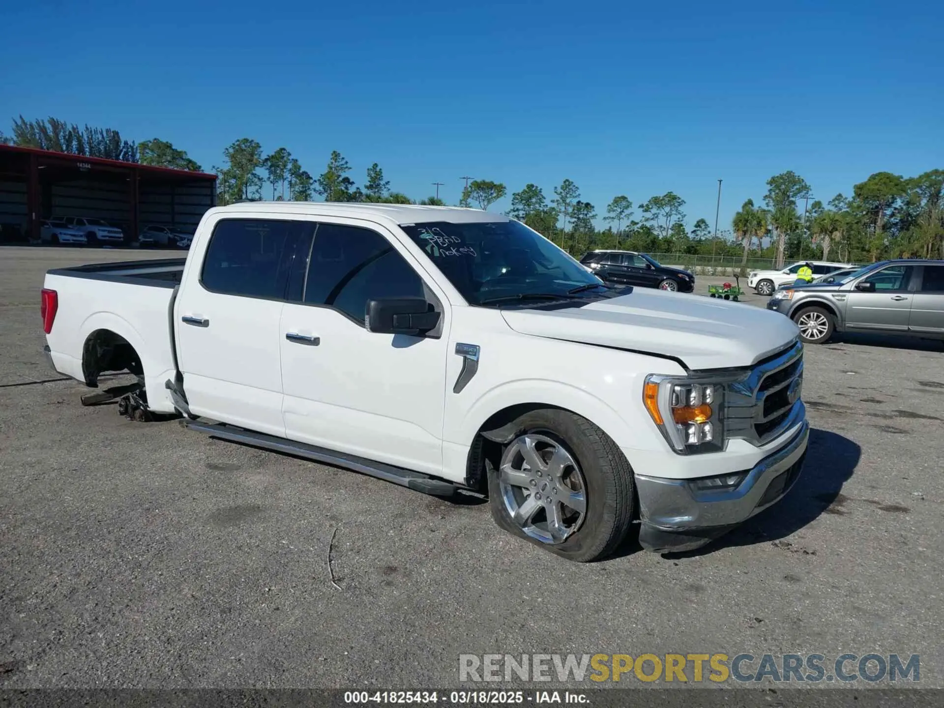 1 Фотография поврежденного автомобиля 1FTEW1CP1PKE62116 FORD F-150 2023