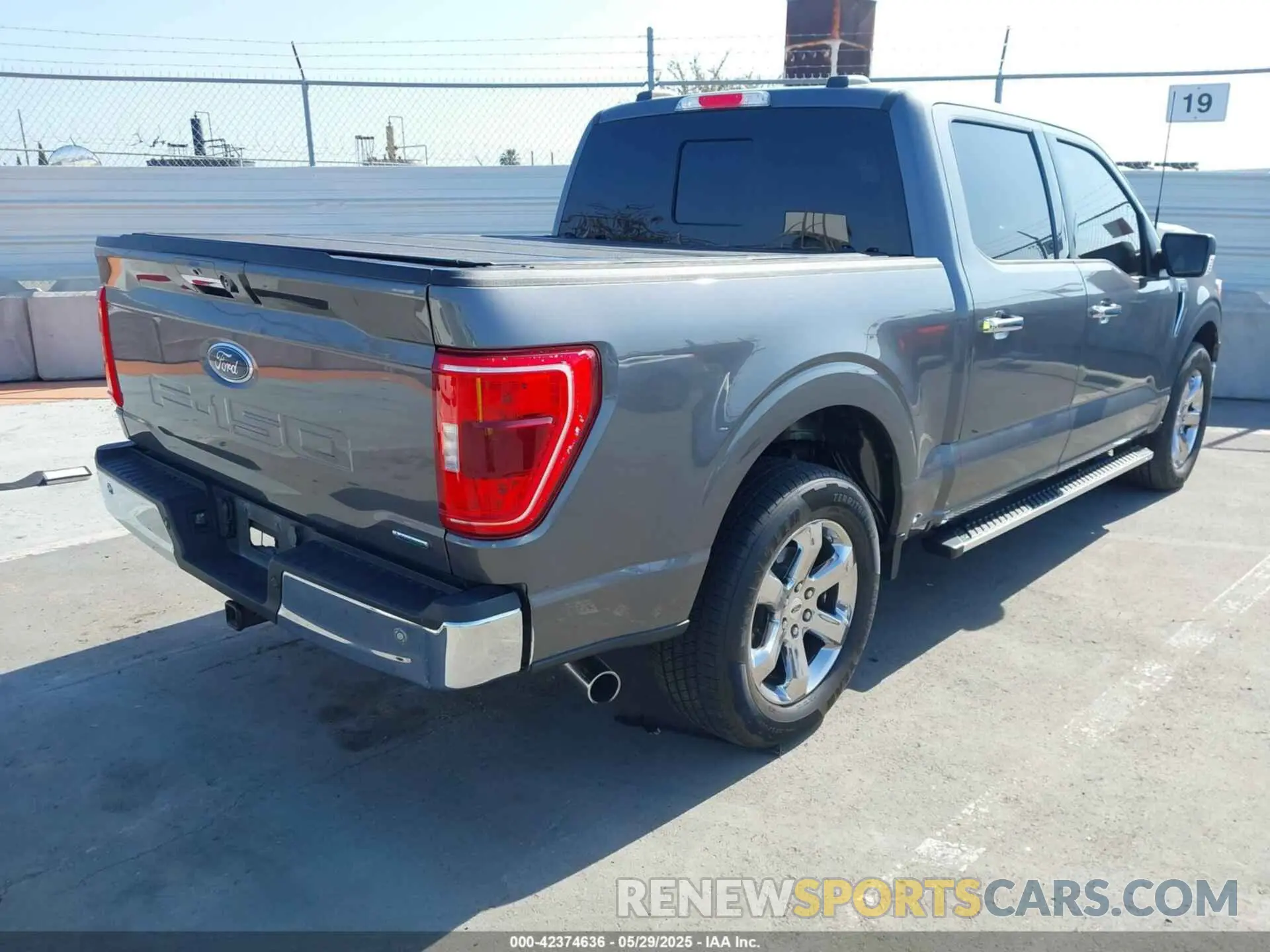 4 Фотография поврежденного автомобиля 1FTEW1CP2PKE11577 FORD F-150 2023