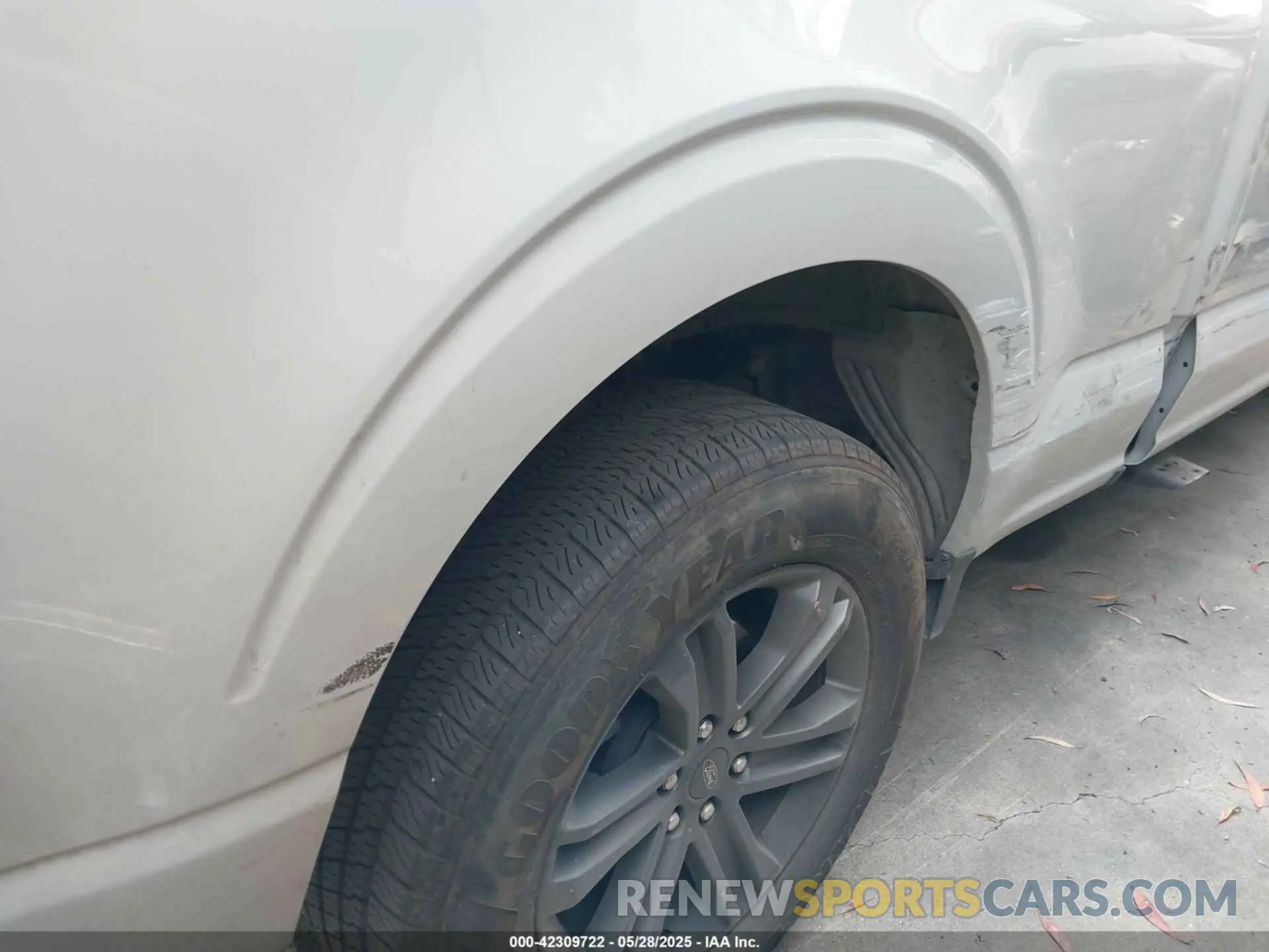 18 Photograph of a damaged car 1FTEW1CP3PKF47099 FORD F-150 2023