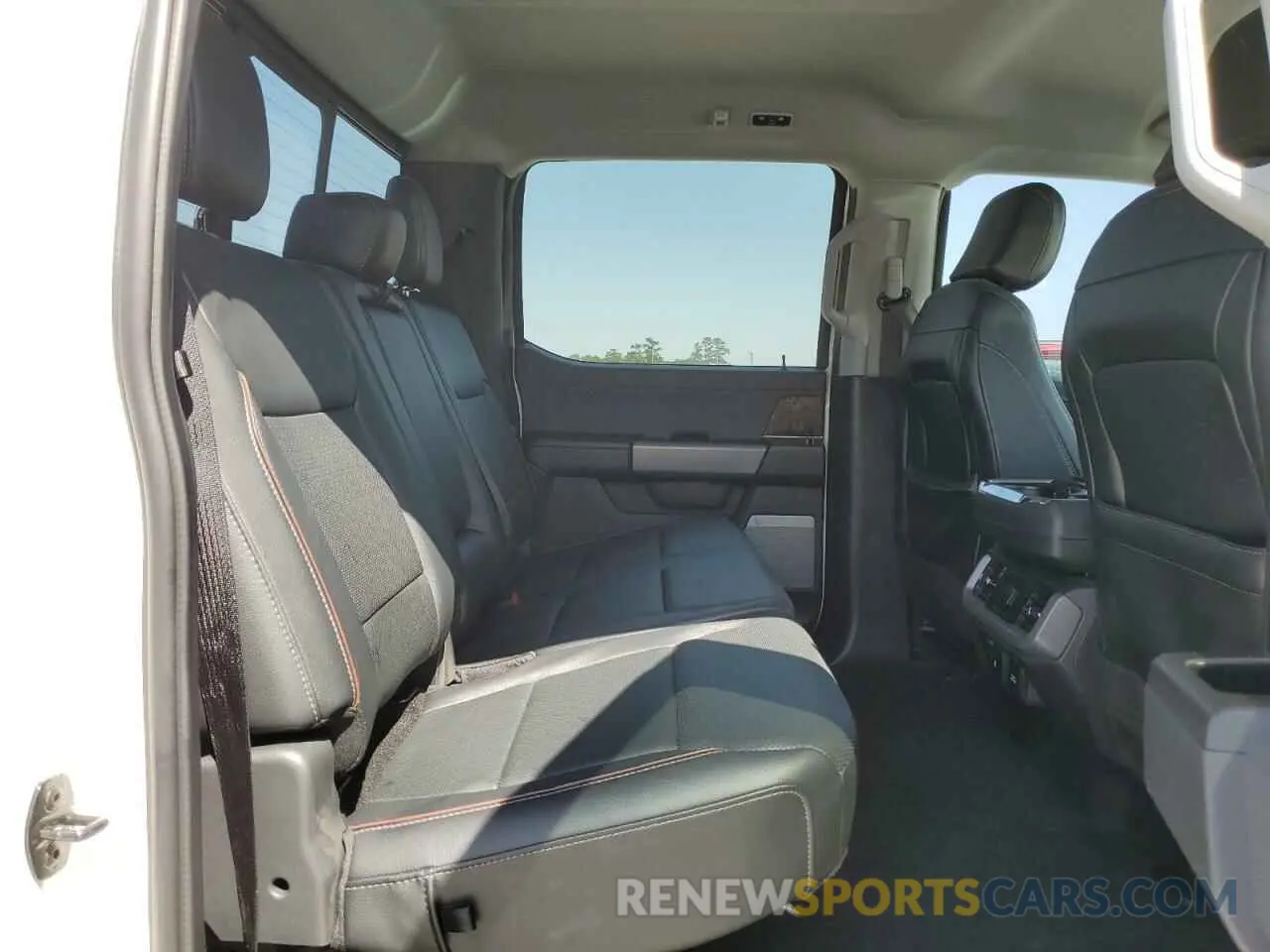 10 Photograph of a damaged car 1FTEW1CP5PFD17461 FORD F-150 2023