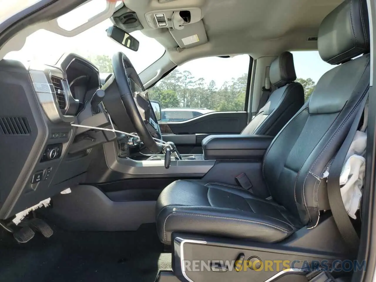 7 Photograph of a damaged car 1FTEW1CP5PFD17461 FORD F-150 2023