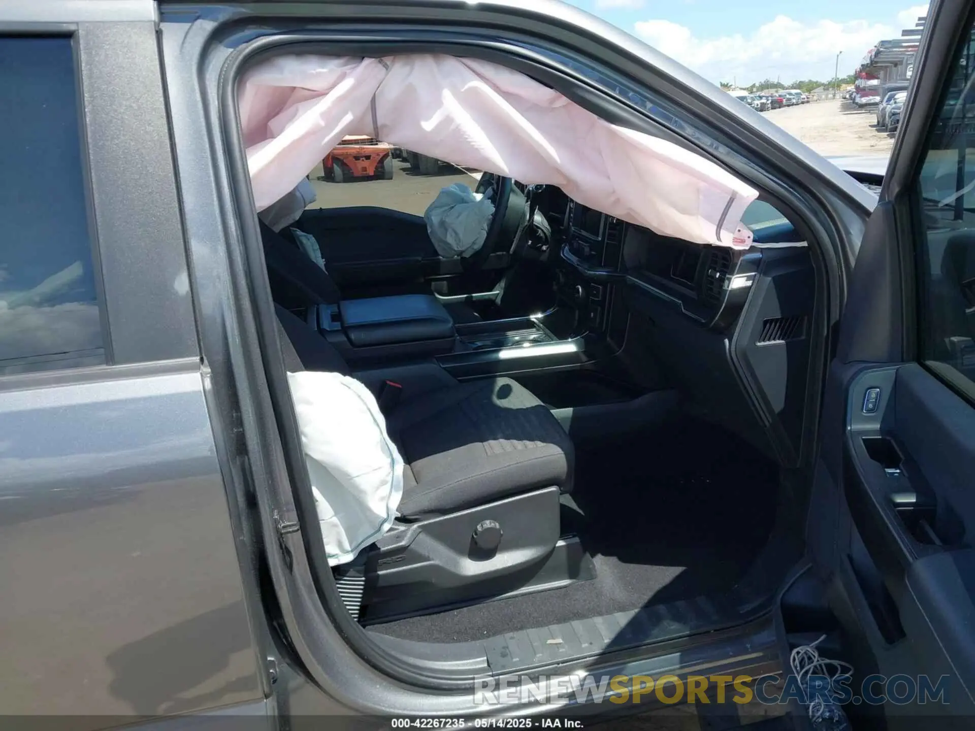 5 Photograph of a damaged car 1FTEW1CP6PKD62092 FORD F-150 2023