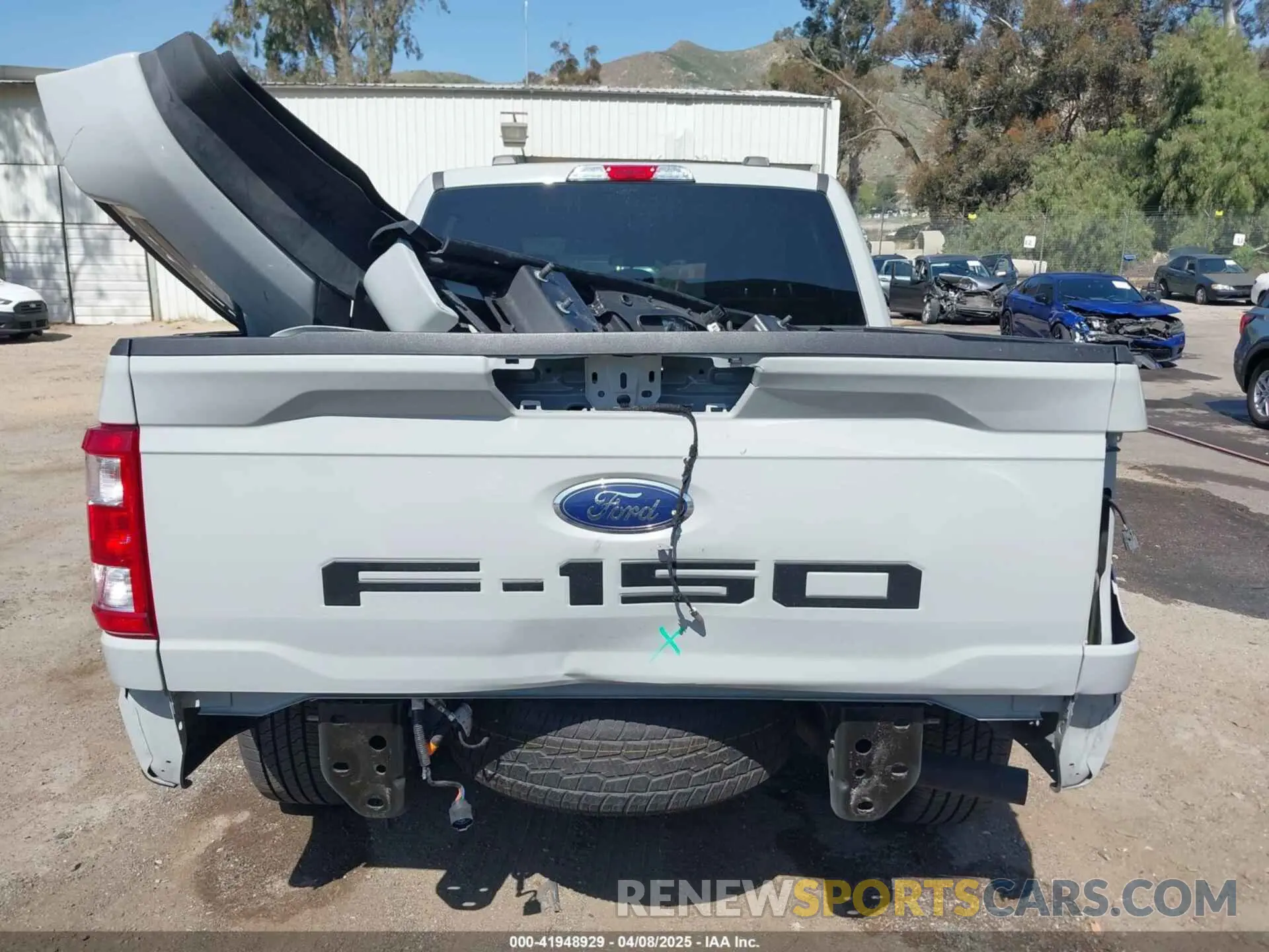 17 Photograph of a damaged car 1FTEW1CPXPKD54898 FORD F-150 2023