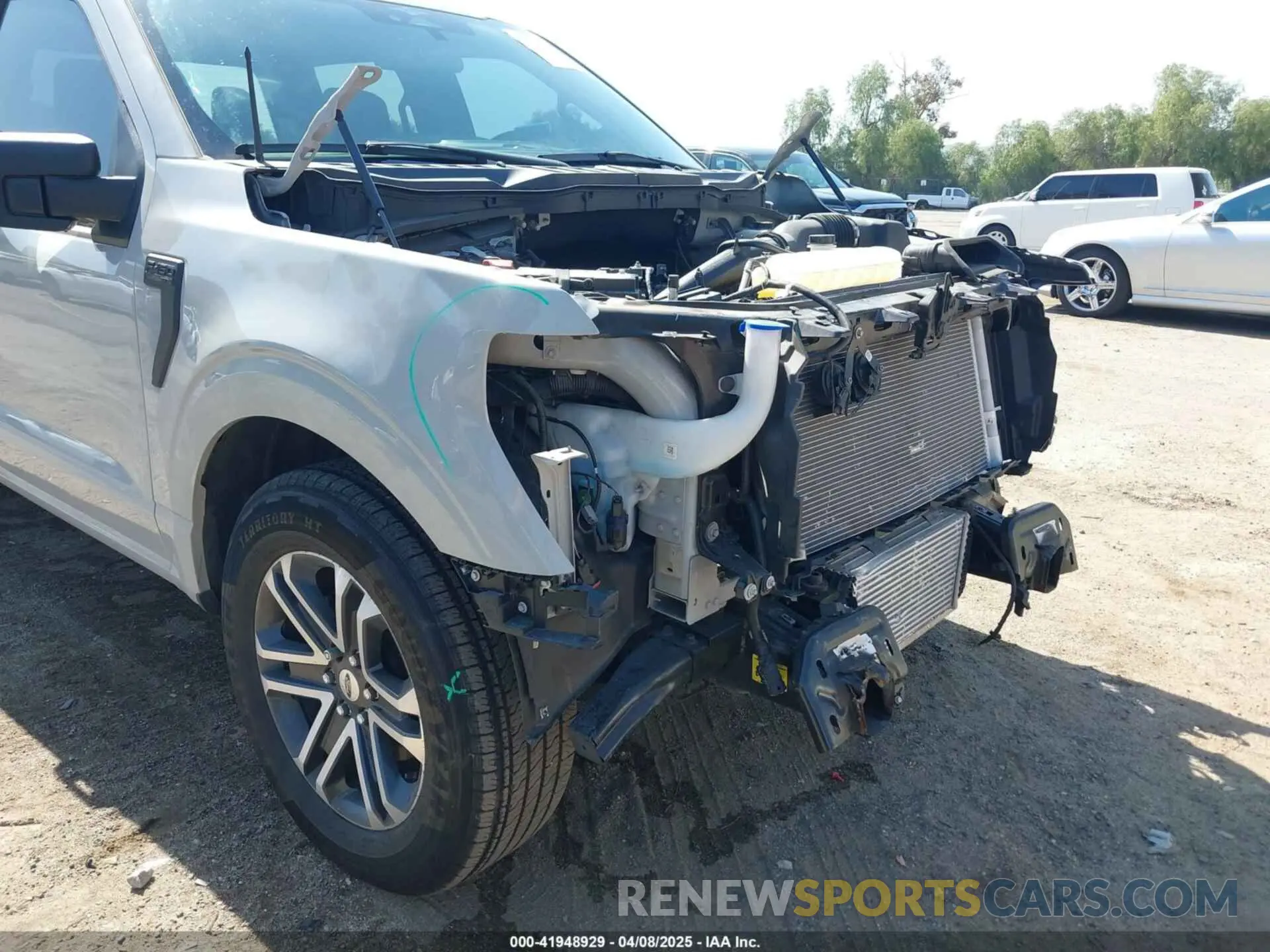 18 Photograph of a damaged car 1FTEW1CPXPKD54898 FORD F-150 2023