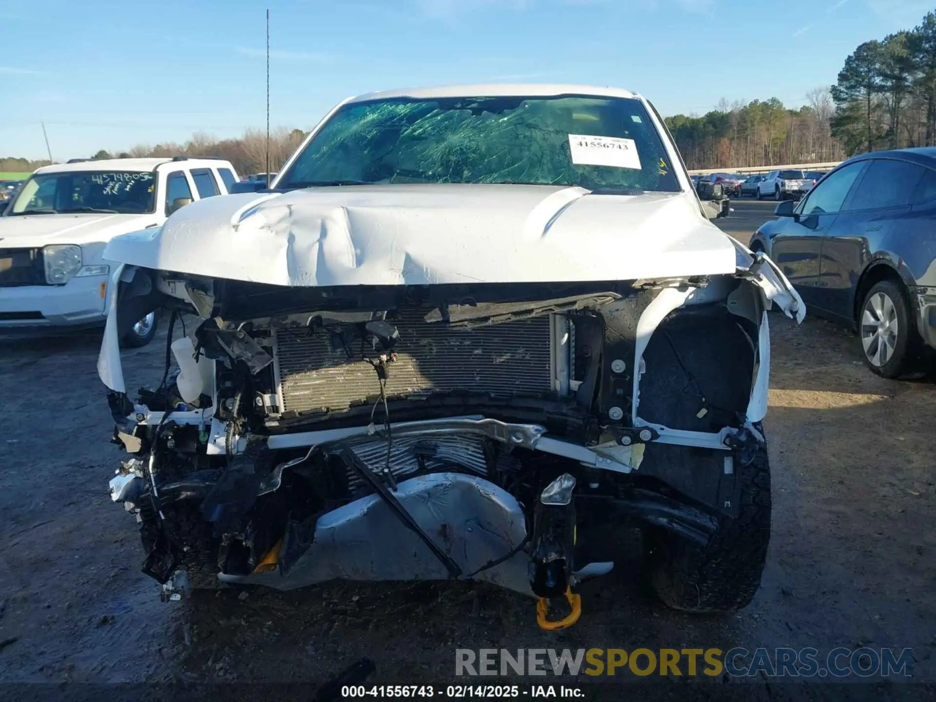 12 Фотография поврежденного автомобиля 1FTEW1E80PFB02768 FORD F-150 2023