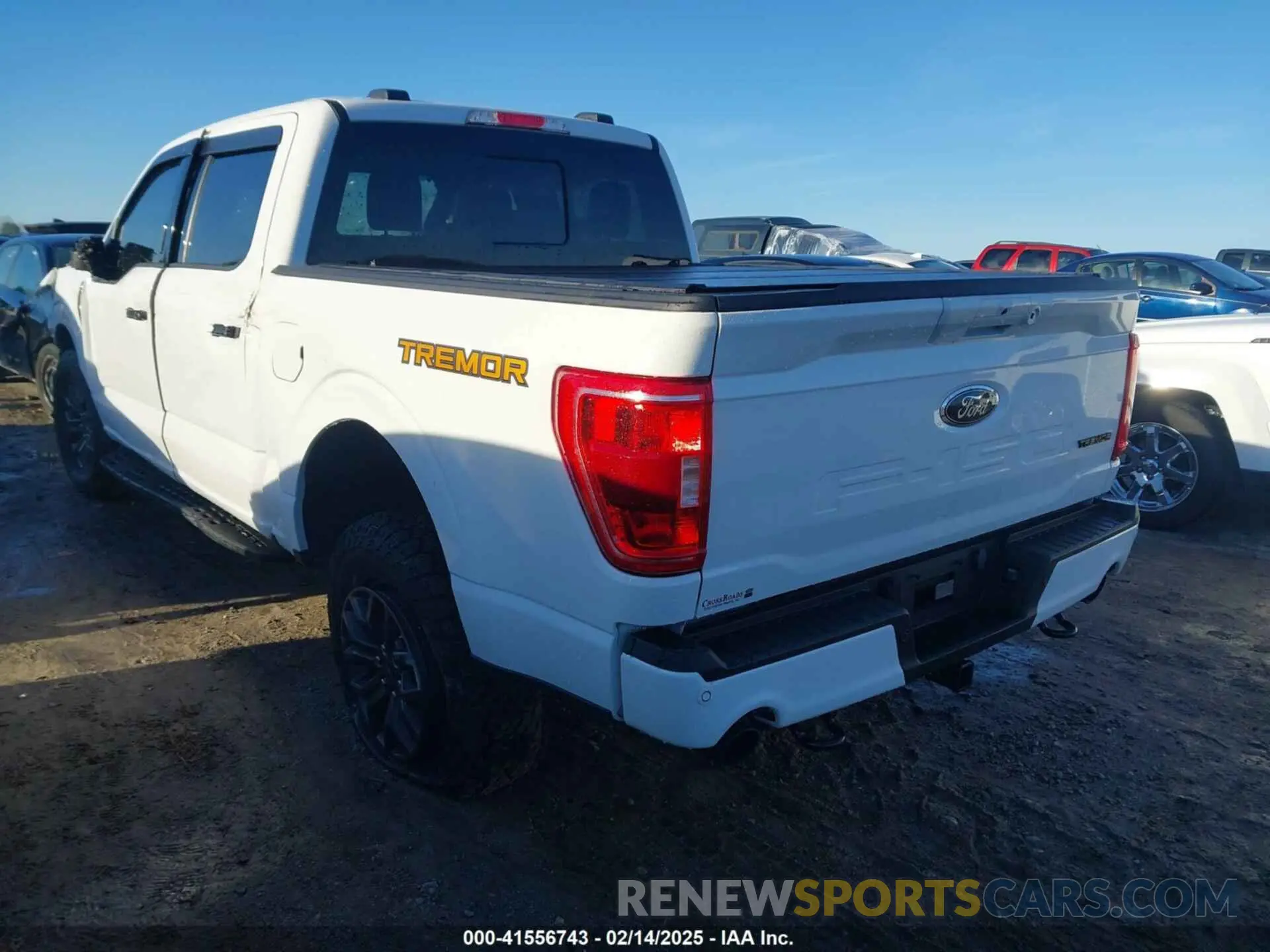 3 Фотография поврежденного автомобиля 1FTEW1E80PFB02768 FORD F-150 2023