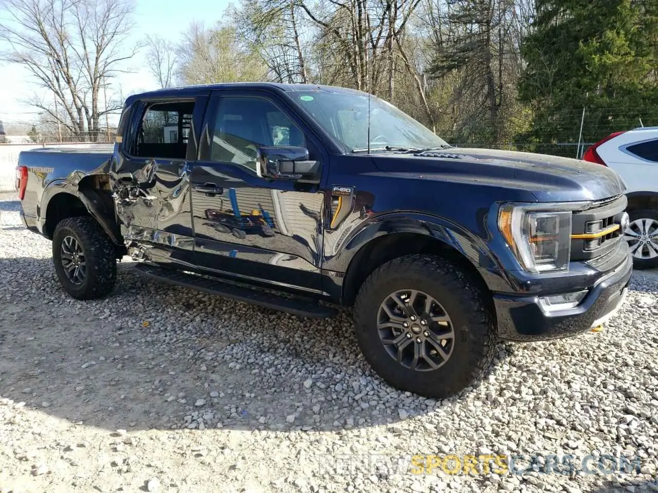 4 Фотография поврежденного автомобиля 1FTEW1E8XPFD11743 FORD F-150 2023