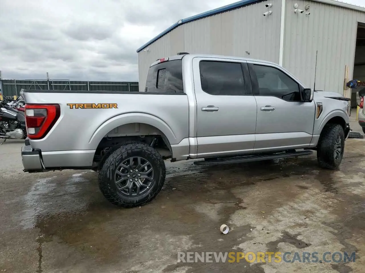 3 Фотография поврежденного автомобиля 1FTEW1E8XPFD16523 FORD F-150 2023