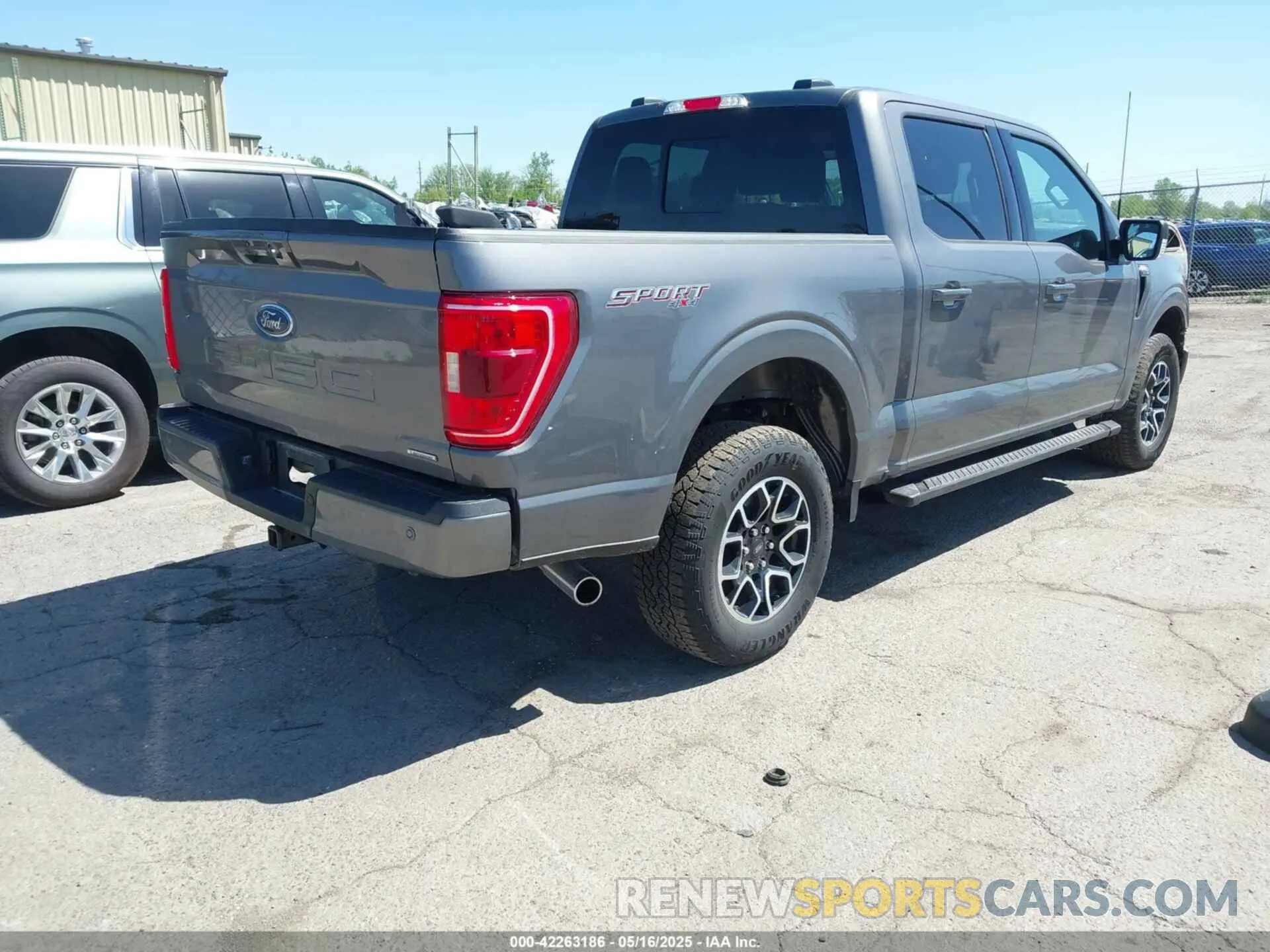 4 Photograph of a damaged car 1FTEW1EP5PKE12736 FORD F-150 2023