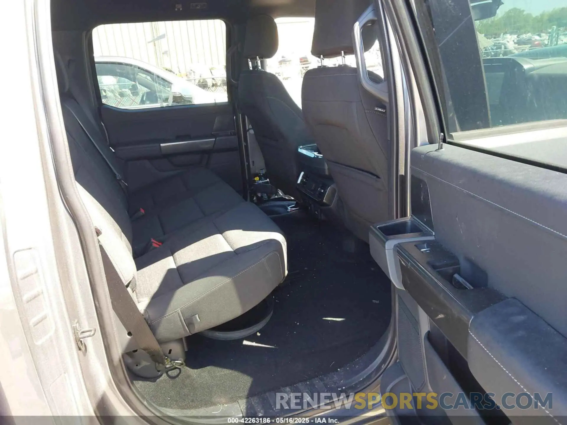 8 Photograph of a damaged car 1FTEW1EP5PKE12736 FORD F-150 2023