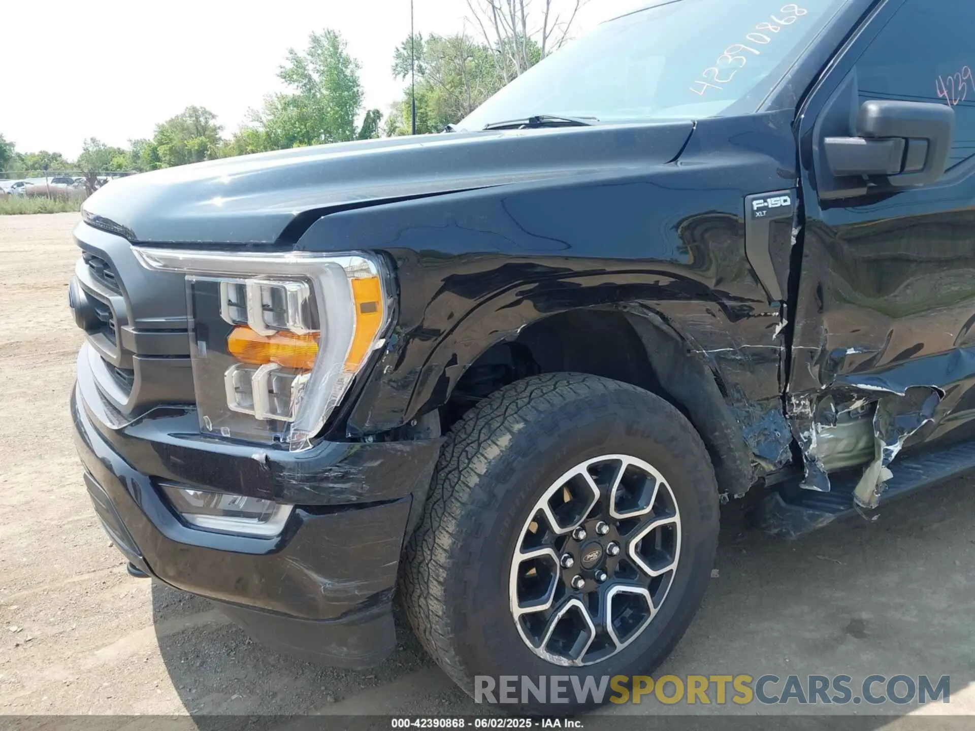 6 Photograph of a damaged car 1FTEW1EP6PKF23103 FORD F-150 2023