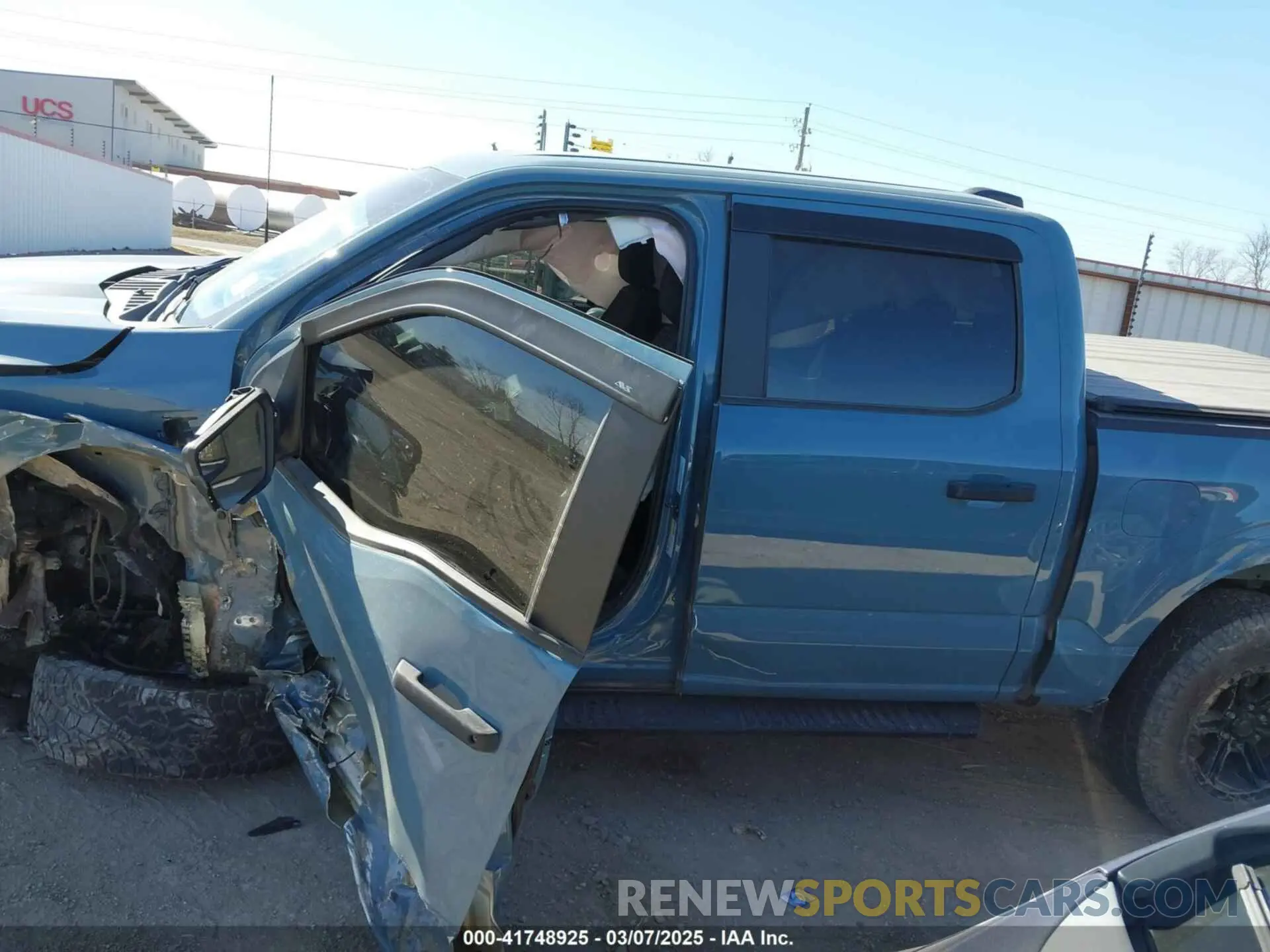 15 Photograph of a damaged car 1FTEW1EP7PKE67107 FORD F-150 2023
