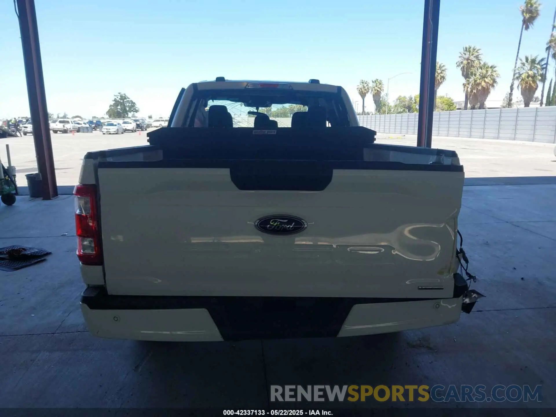16 Photograph of a damaged car 1FTEX1CP1PKE18310 FORD F-150 2023