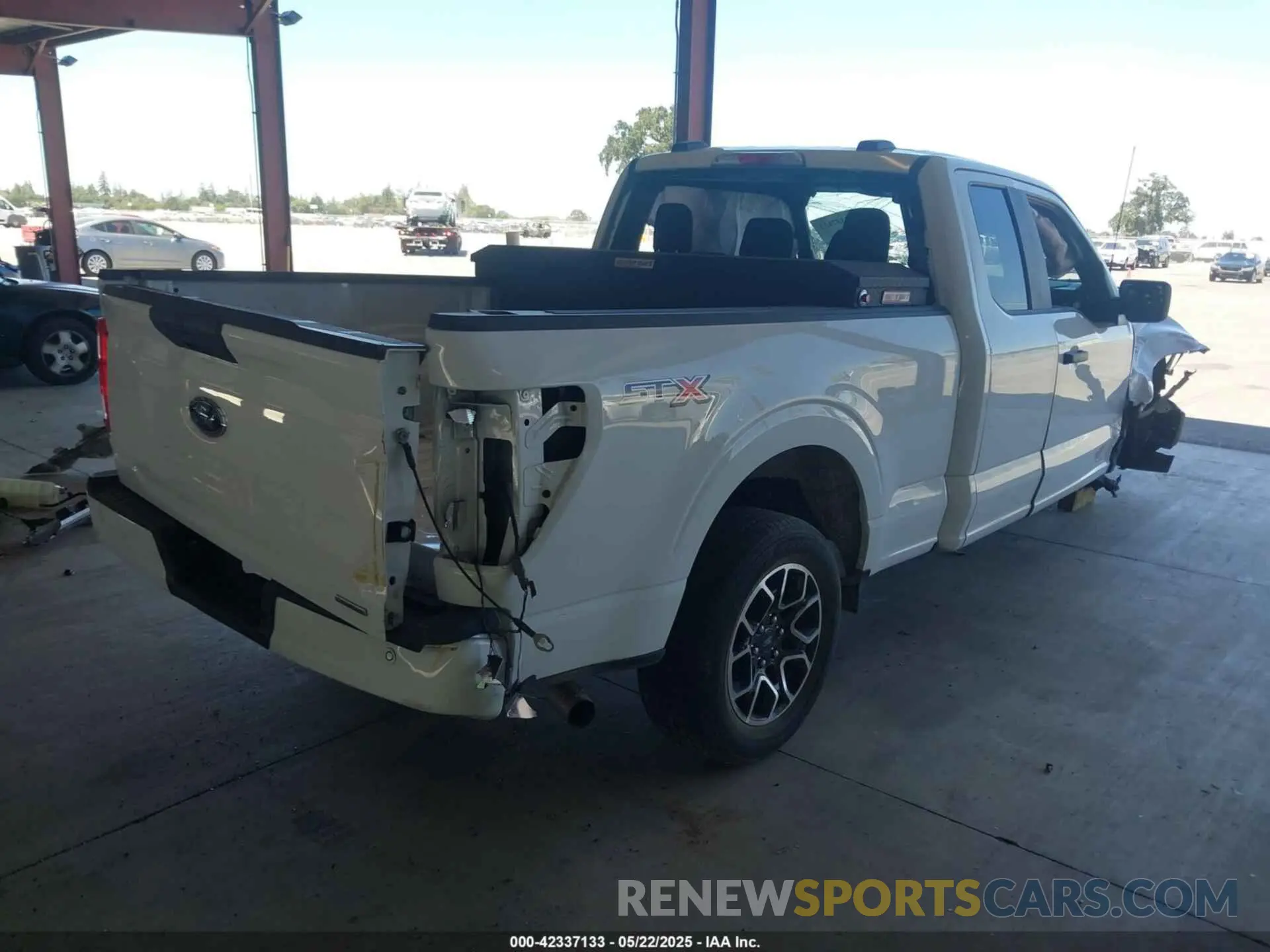 4 Photograph of a damaged car 1FTEX1CP1PKE18310 FORD F-150 2023