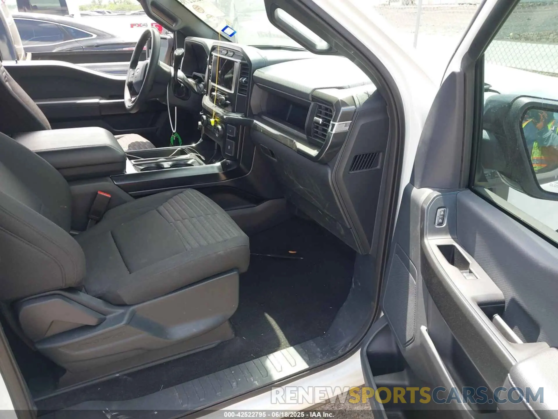 5 Photograph of a damaged car 1FTEX1CP3PKD48230 FORD F-150 2023