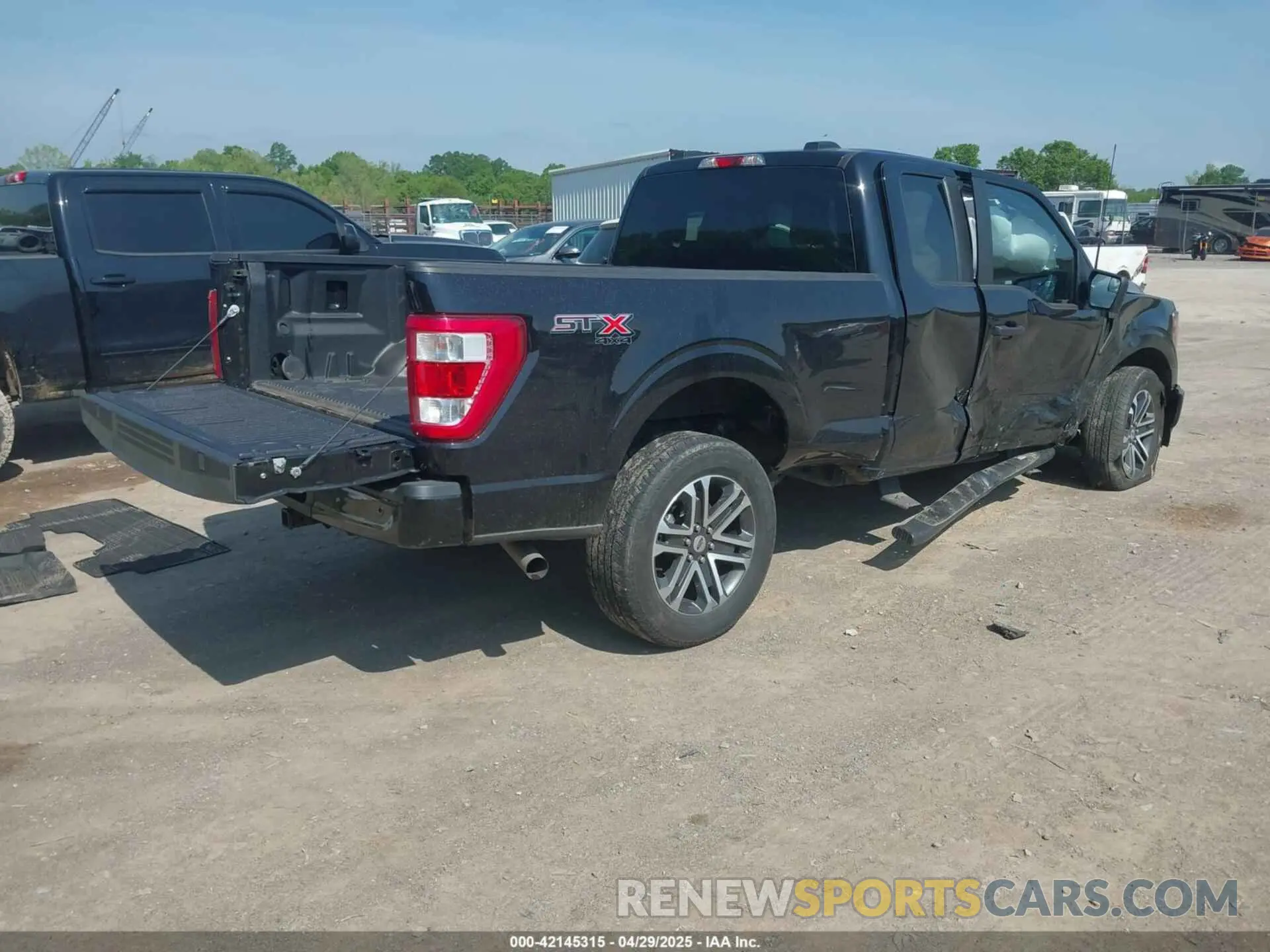 4 Фотография поврежденного автомобиля 1FTEX1EP1PKD79585 FORD F-150 2023