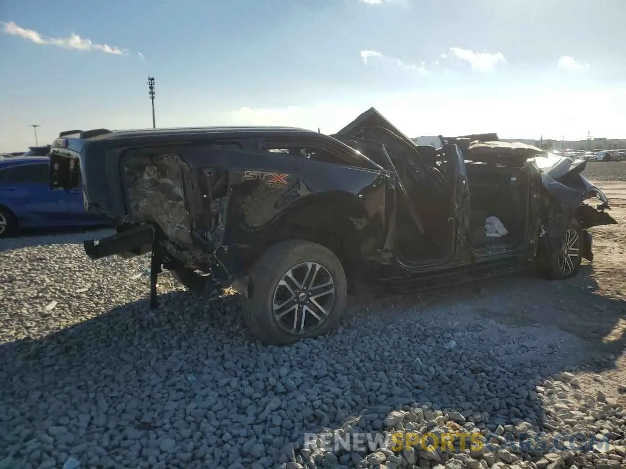 3 Фотография поврежденного автомобиля 1FTFW1E50PFB67498 FORD F-150 2023