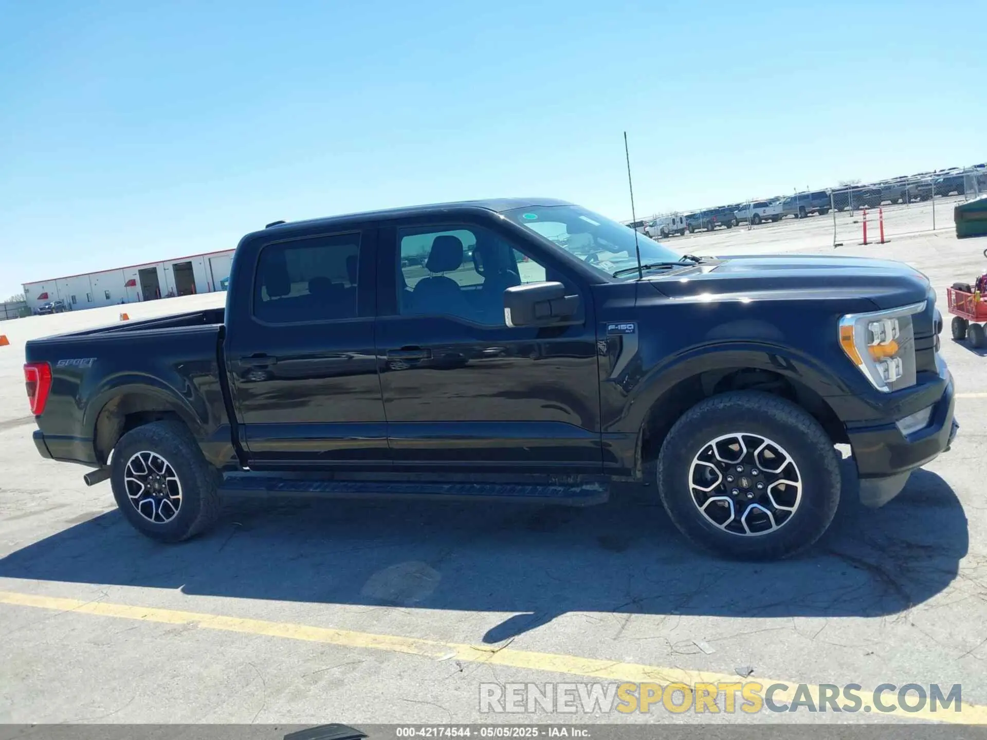 14 Фотография поврежденного автомобиля 1FTFW1E50PFB73849 FORD F-150 2023