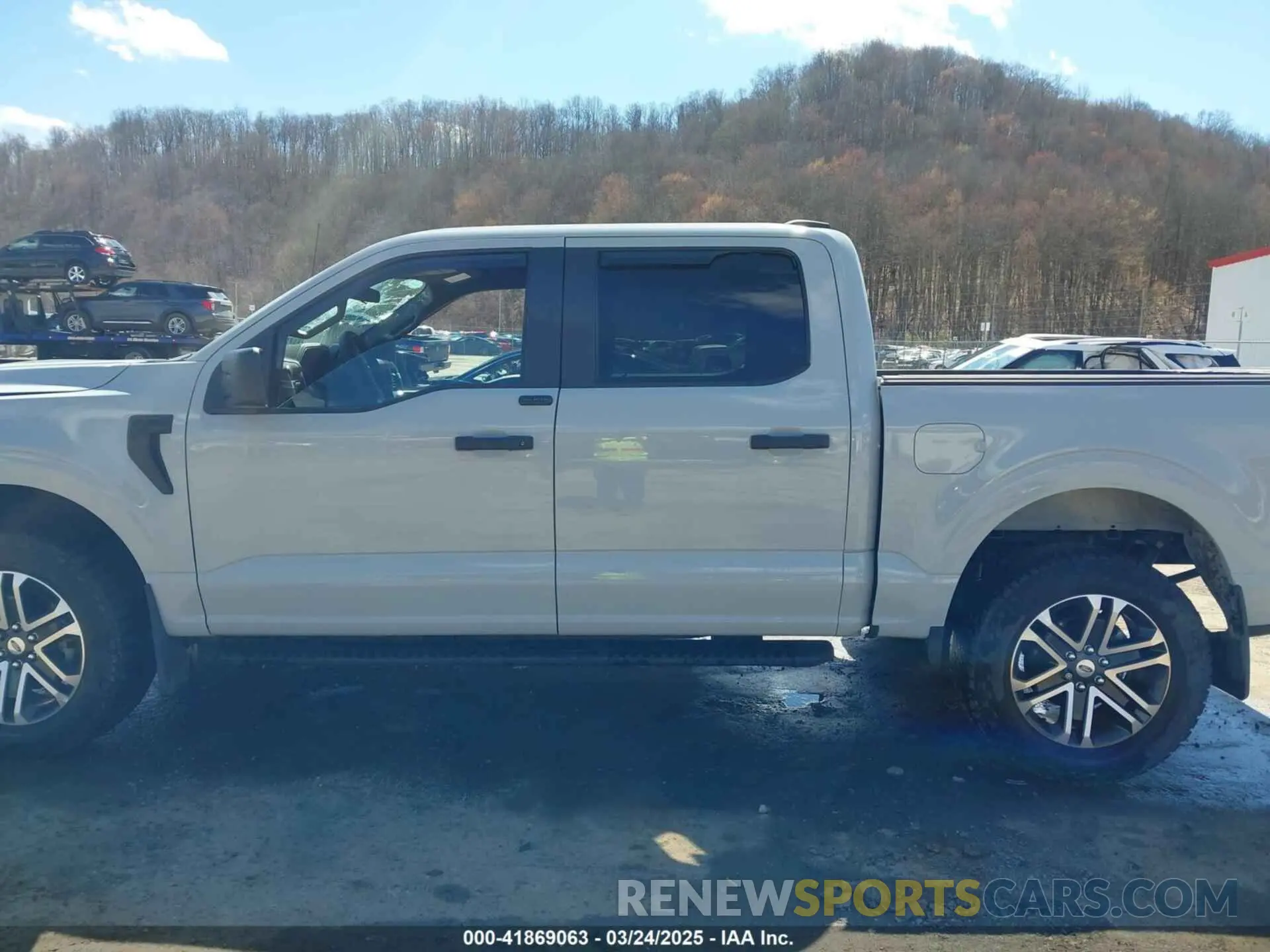 15 Photograph of a damaged car 1FTFW1E51PFB15197 FORD F-150 2023