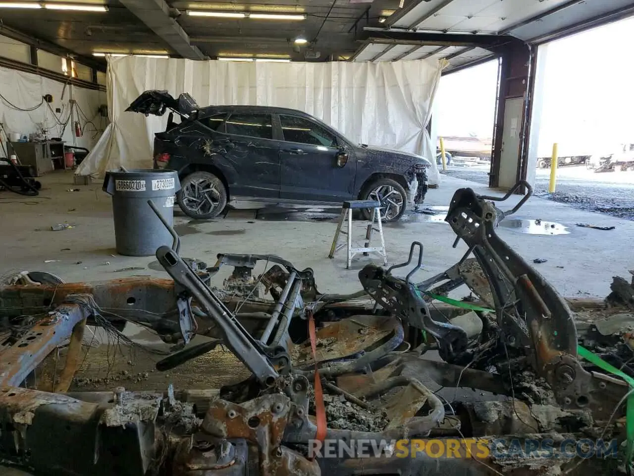 10 Photograph of a damaged car 1FTFW1E59PFA41043 FORD F-150 2023