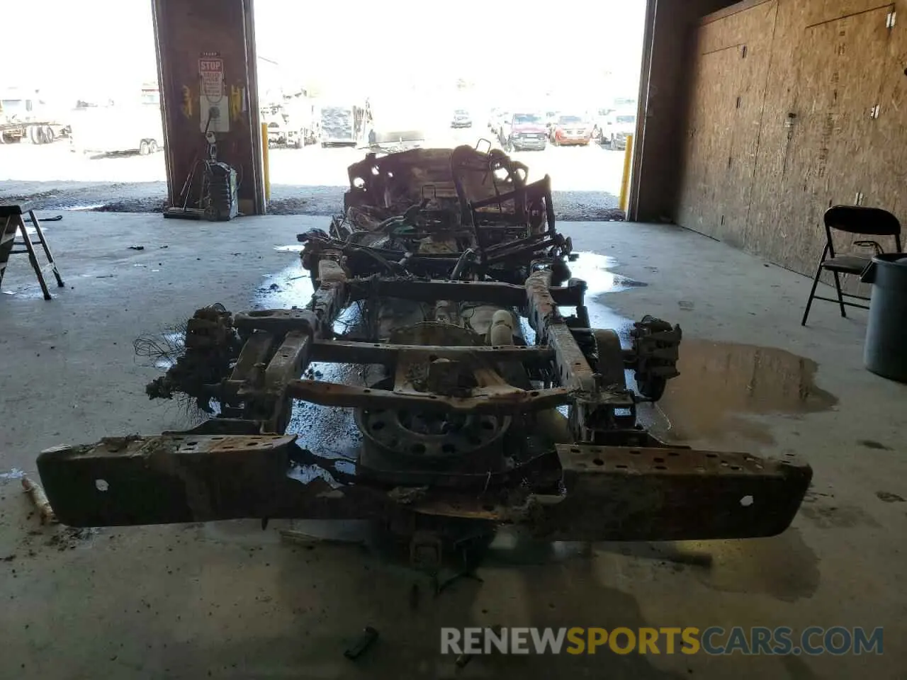 6 Photograph of a damaged car 1FTFW1E59PFA41043 FORD F-150 2023