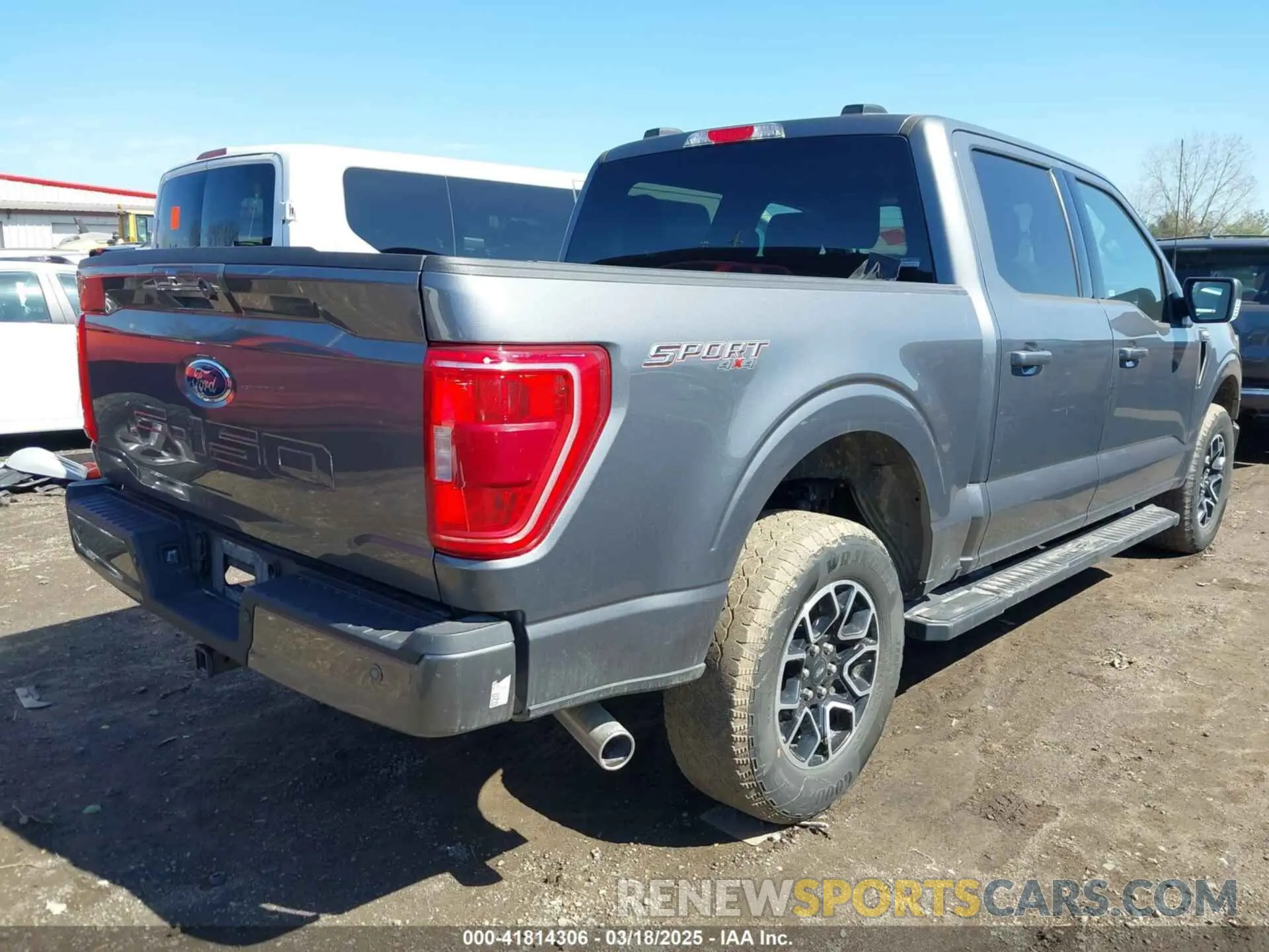4 Фотография поврежденного автомобиля 1FTFW1E5XPFA64539 FORD F-150 2023
