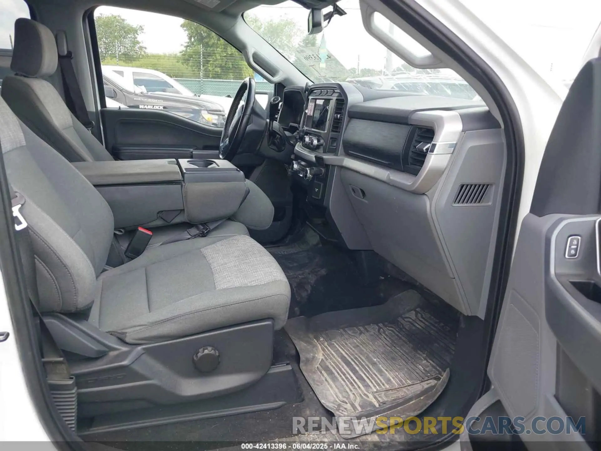 5 Photograph of a damaged car 1FTFW1E82PKD46210 FORD F-150 2023