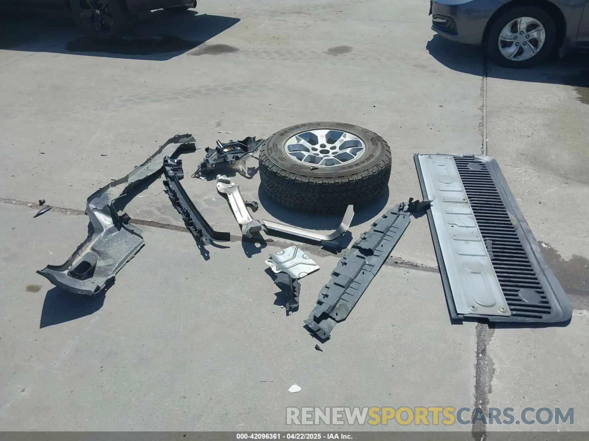 12 Фотография поврежденного автомобиля 1FTFW1E84PFA48461 FORD F-150 2023
