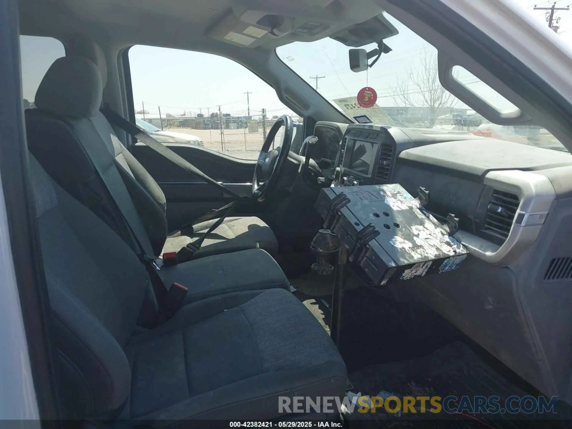 5 Photograph of a damaged car 1FTFW1E87PFA04583 FORD F-150 2023