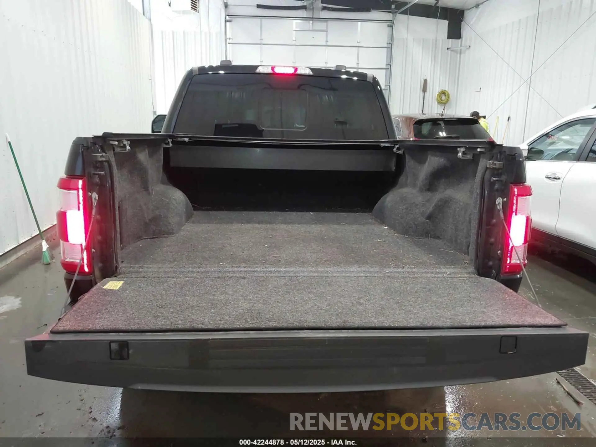 17 Фотография поврежденного автомобиля 1FTFW1E89PKF43469 FORD F-150 2023