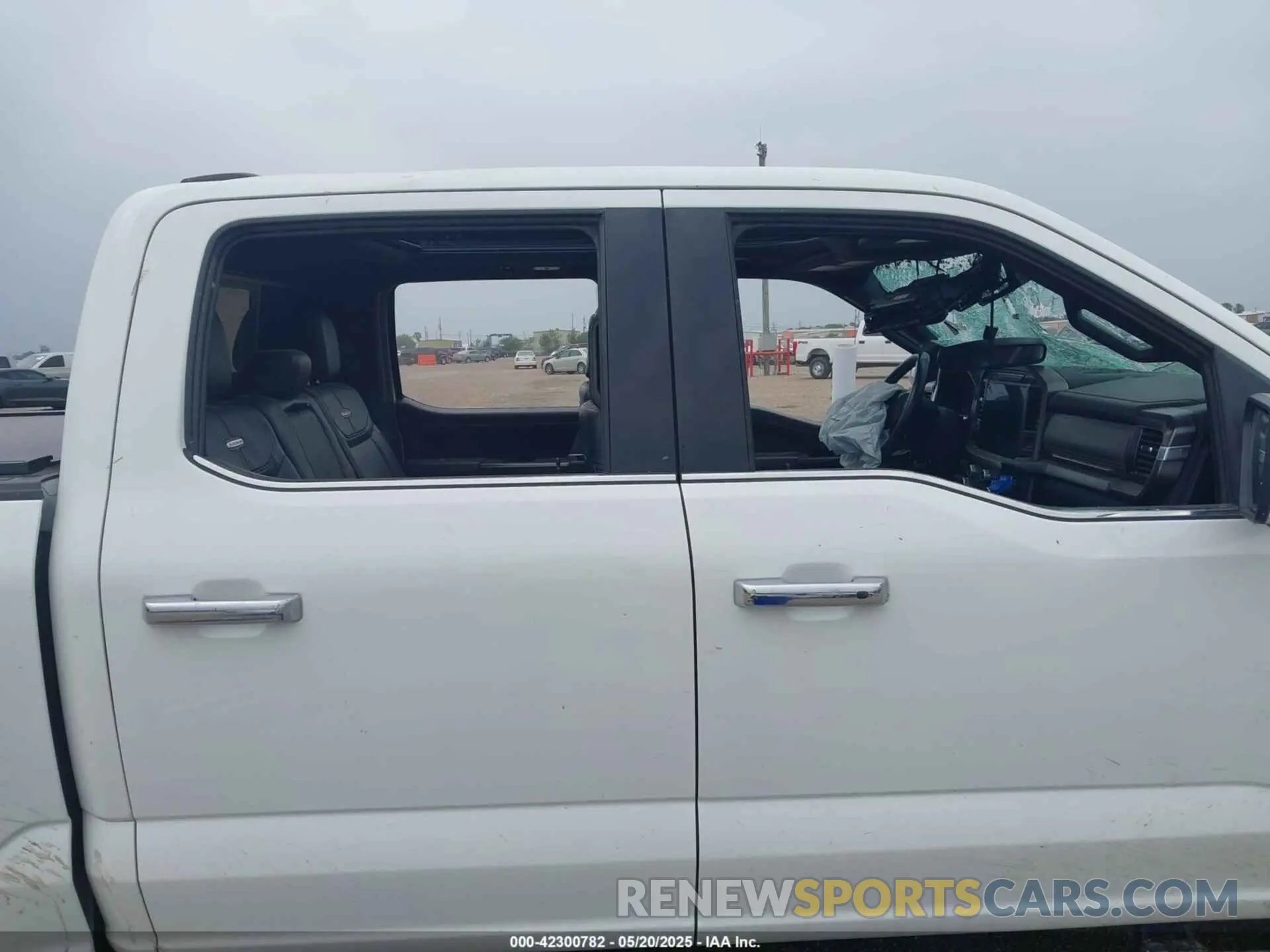 14 Photograph of a damaged car 1FTFW1E8XPFB29500 FORD F-150 2023