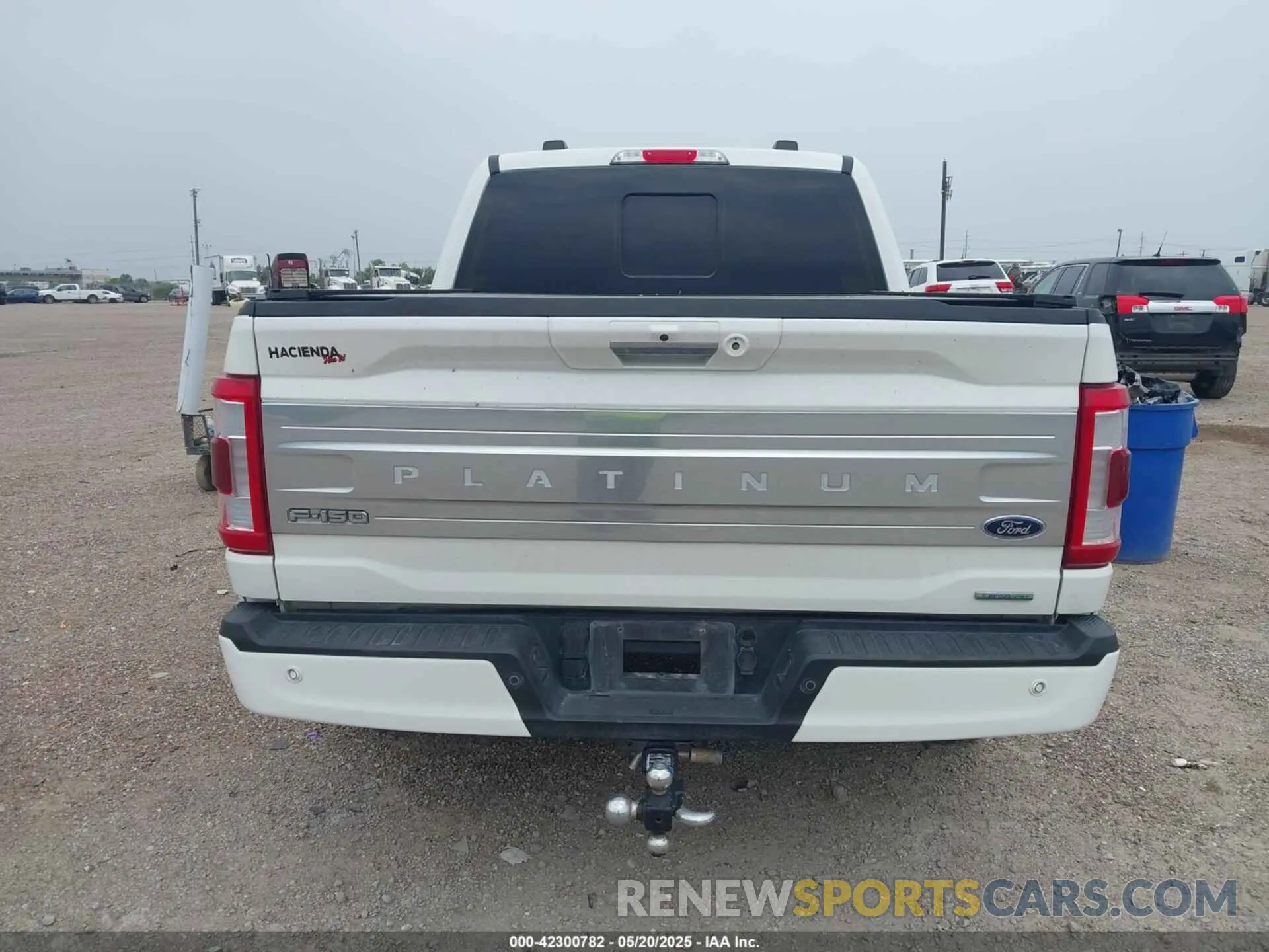 17 Photograph of a damaged car 1FTFW1E8XPFB29500 FORD F-150 2023