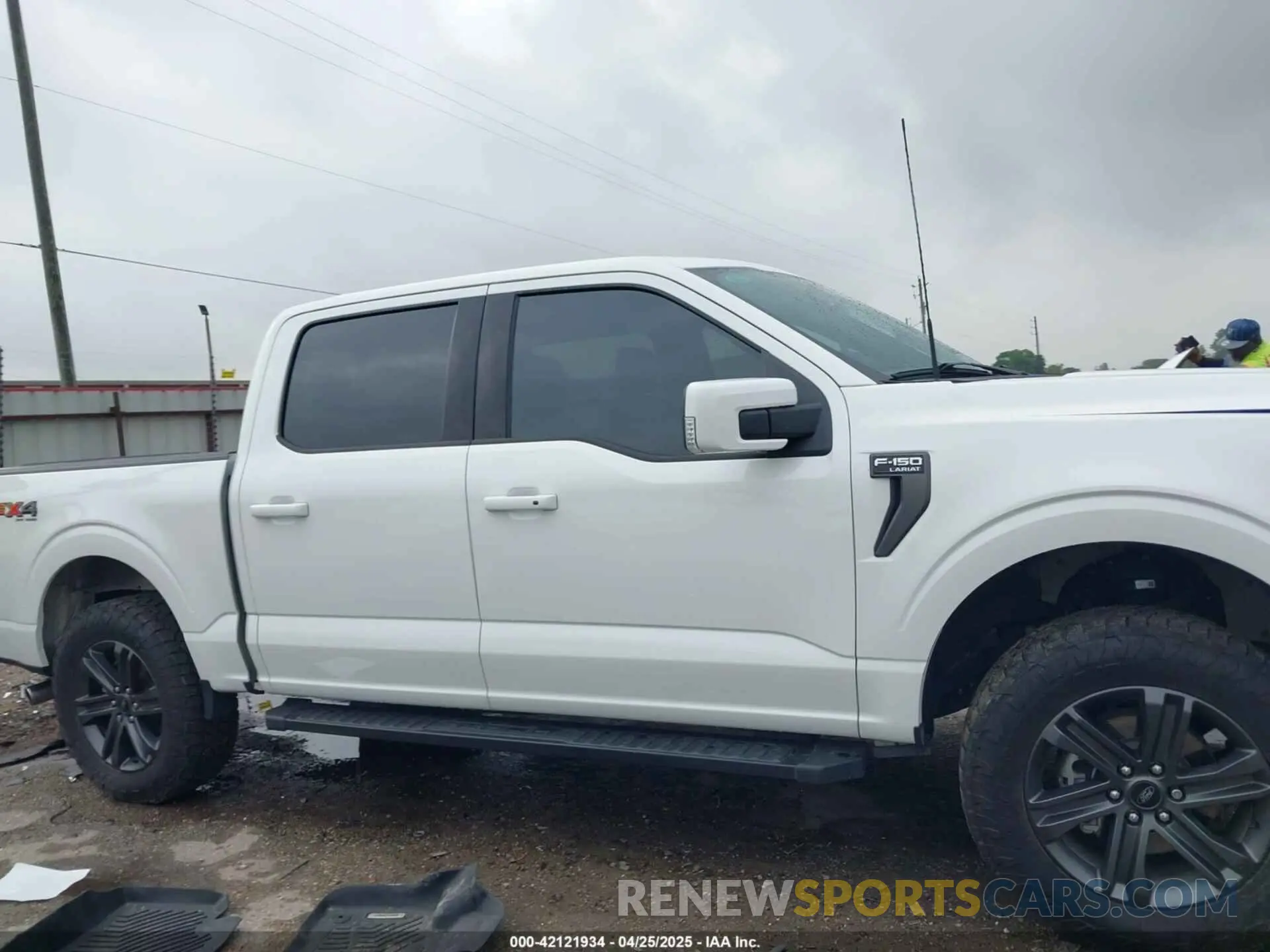 14 Photograph of a damaged car 1FTFW1E8XPFC90641 FORD F-150 2023