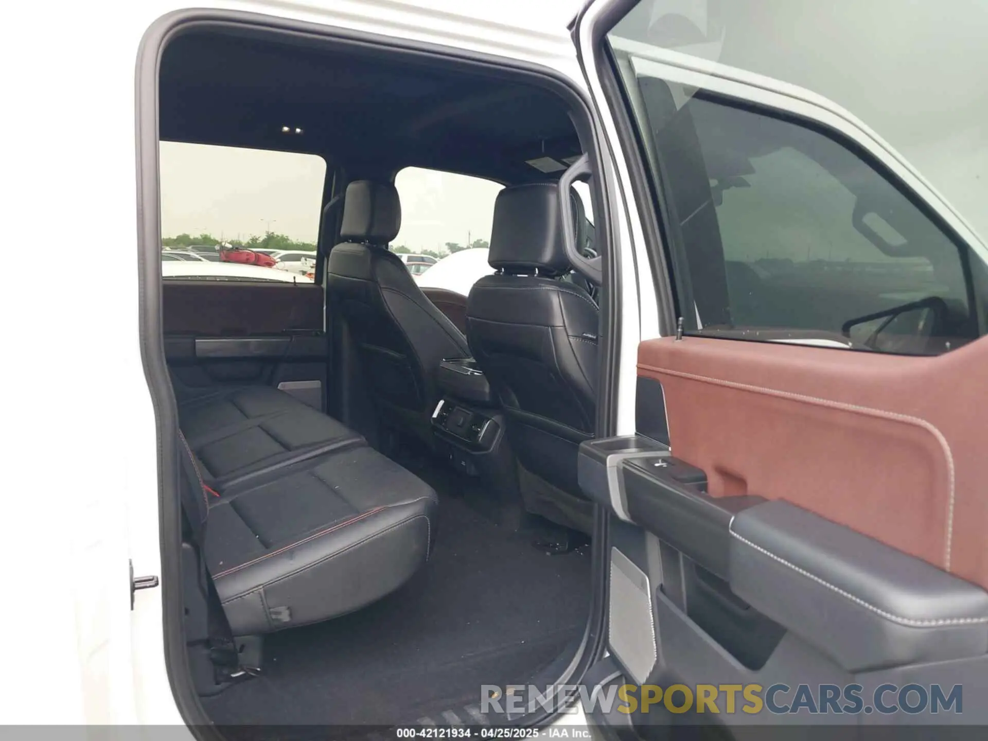 8 Photograph of a damaged car 1FTFW1E8XPFC90641 FORD F-150 2023