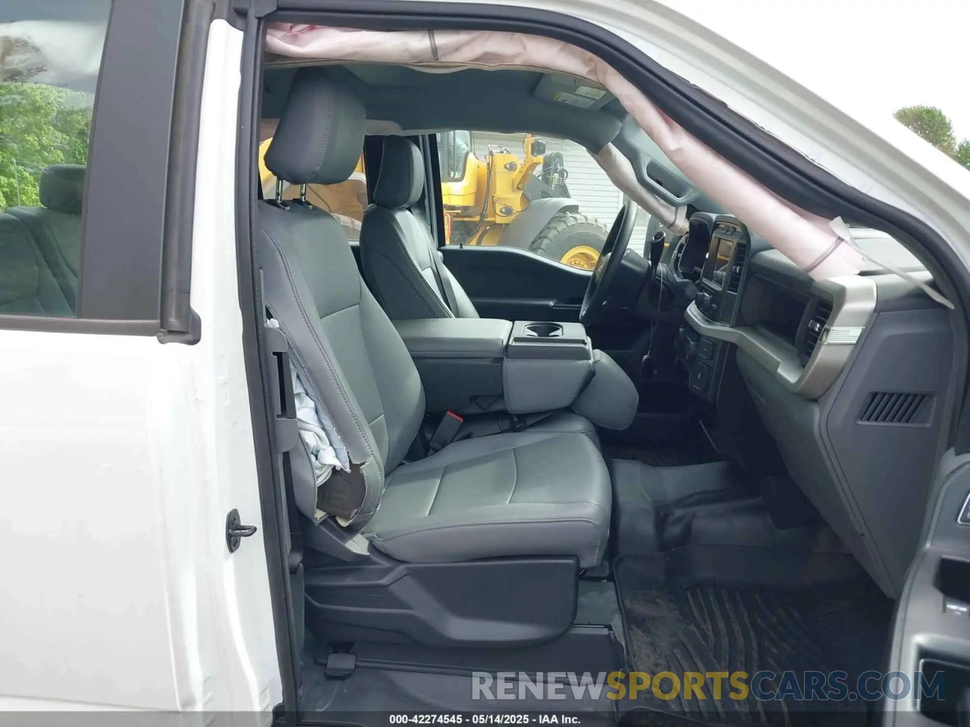 5 Photograph of a damaged car 1FTFX1E55PKG19157 FORD F-150 2023