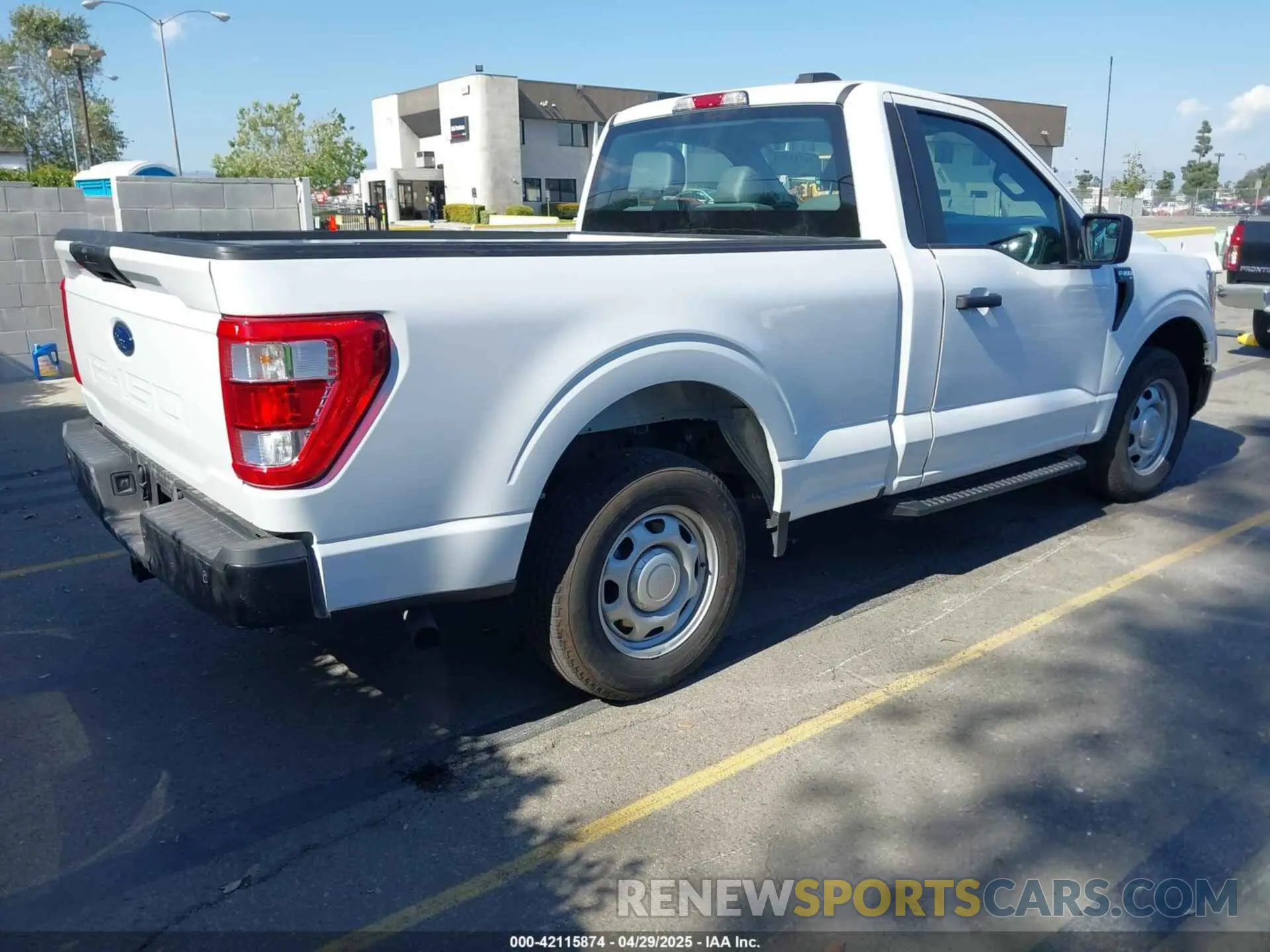 4 Фотография поврежденного автомобиля 1FTMF1CBXPKE40924 FORD F-150 2023