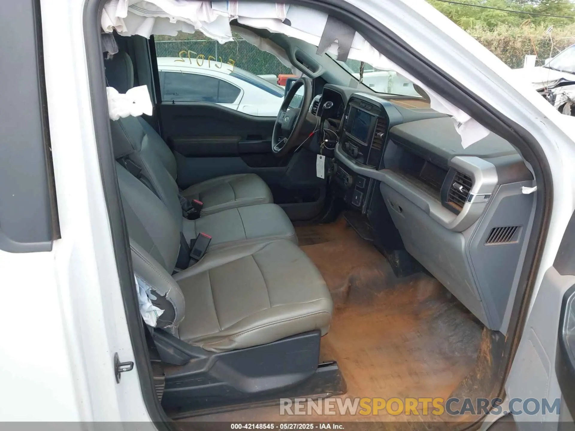 5 Photograph of a damaged car 1FTMF1CBXPKE67072 FORD F-150 2023