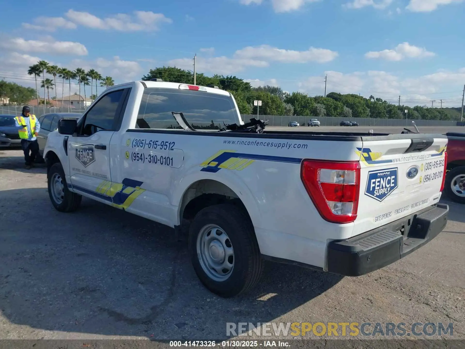 3 Фотография поврежденного автомобиля 1FTMF1CP7PKG21586 FORD F-150 2023