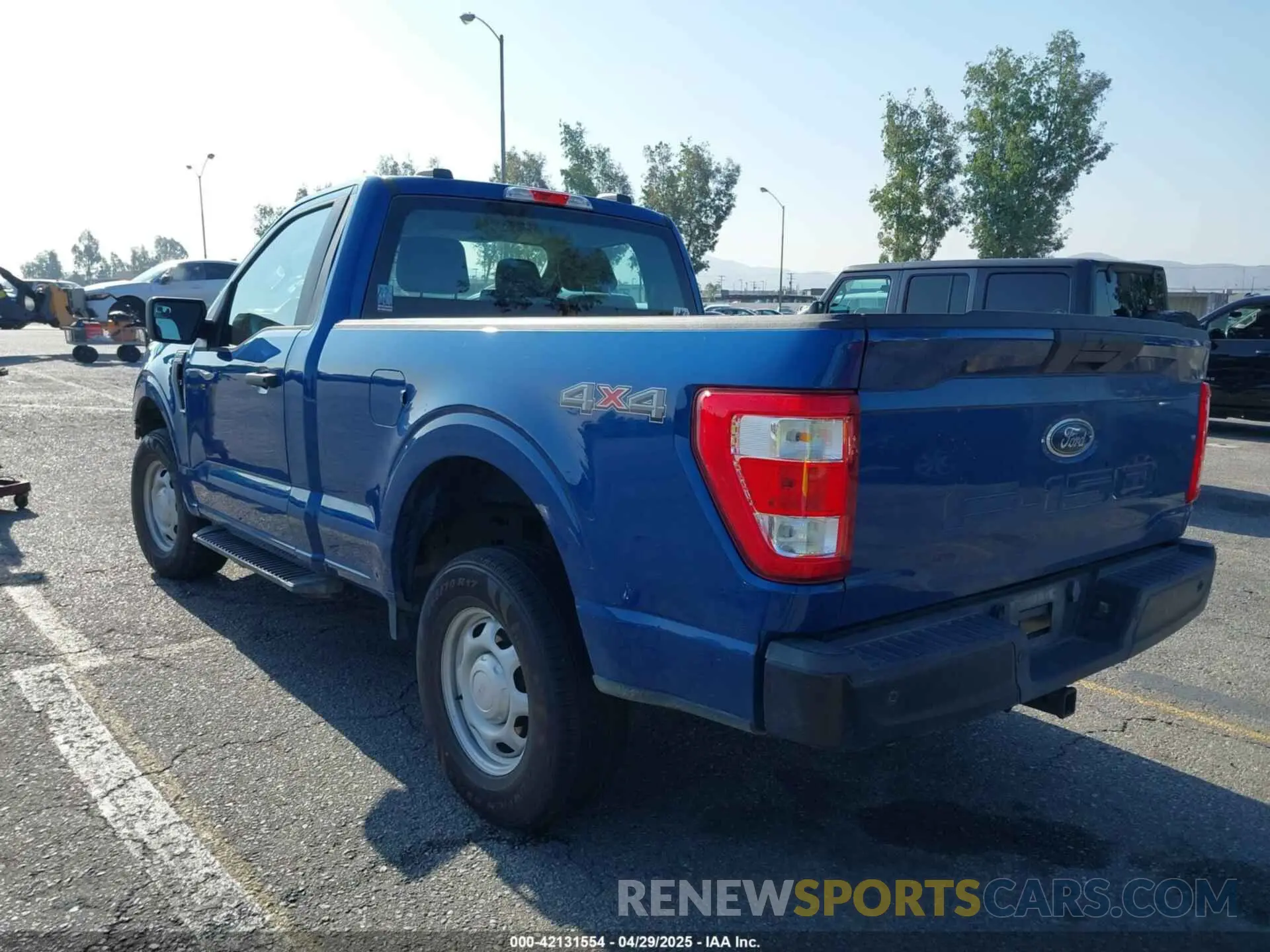 3 Фотография поврежденного автомобиля 1FTMF1EB2PKD35288 FORD F-150 2023