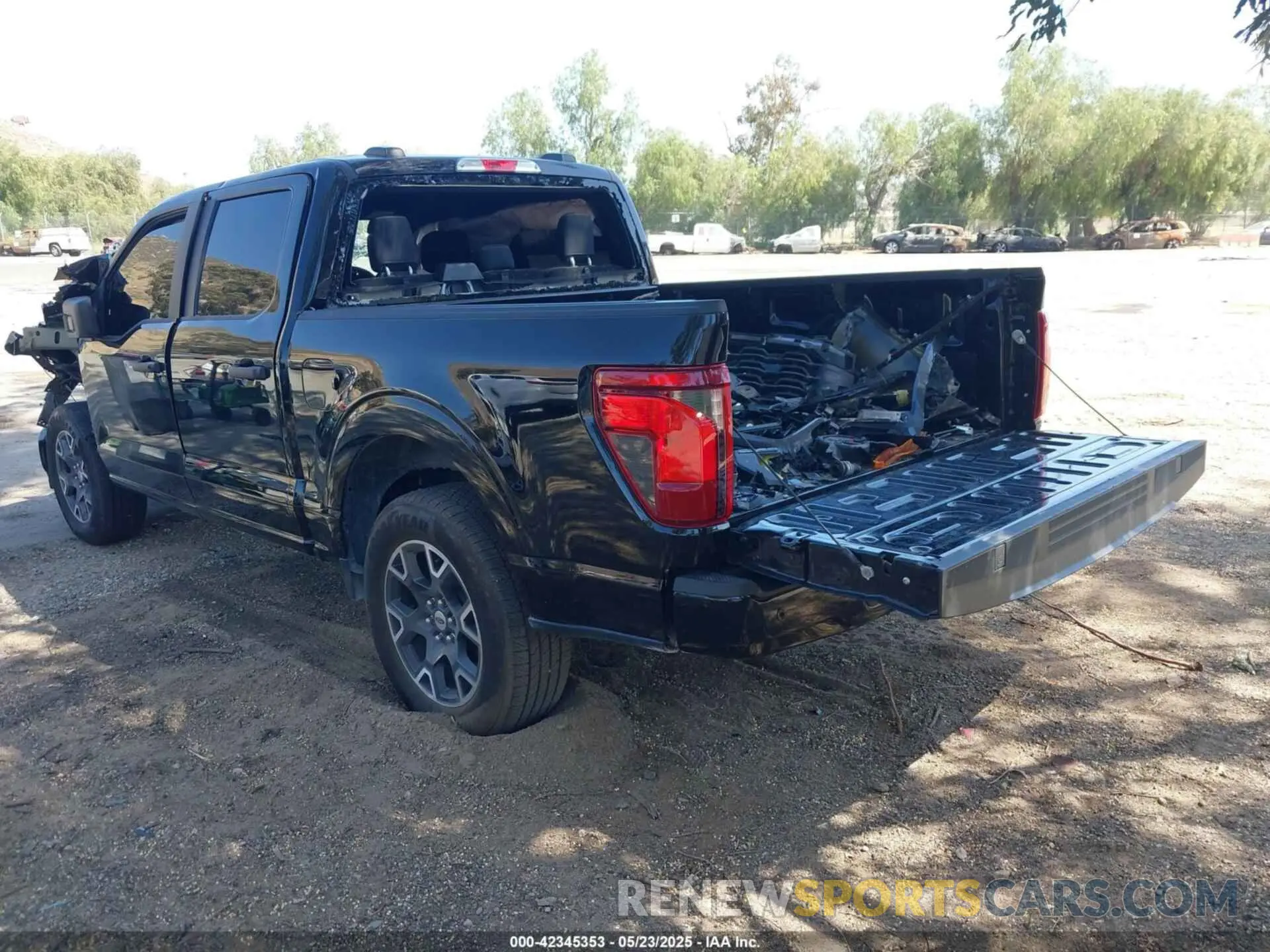3 Photograph of a damaged car 1FTEW2KP7RKE33648 FORD F-150 2024