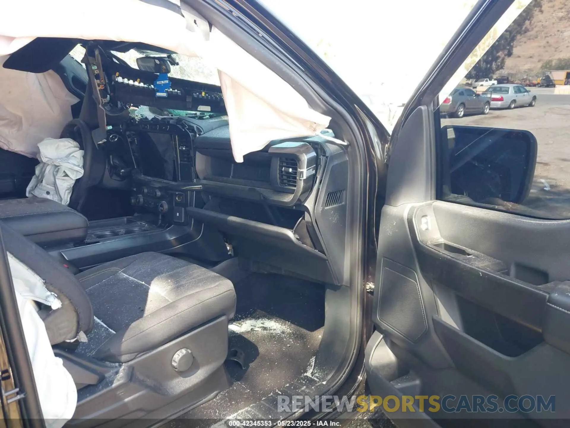 5 Photograph of a damaged car 1FTEW2KP7RKE33648 FORD F-150 2024