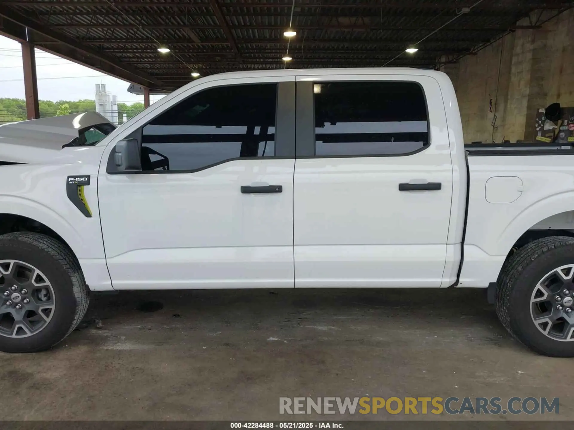 14 Photograph of a damaged car 1FTEW2LP9RKF16755 FORD F-150 2024