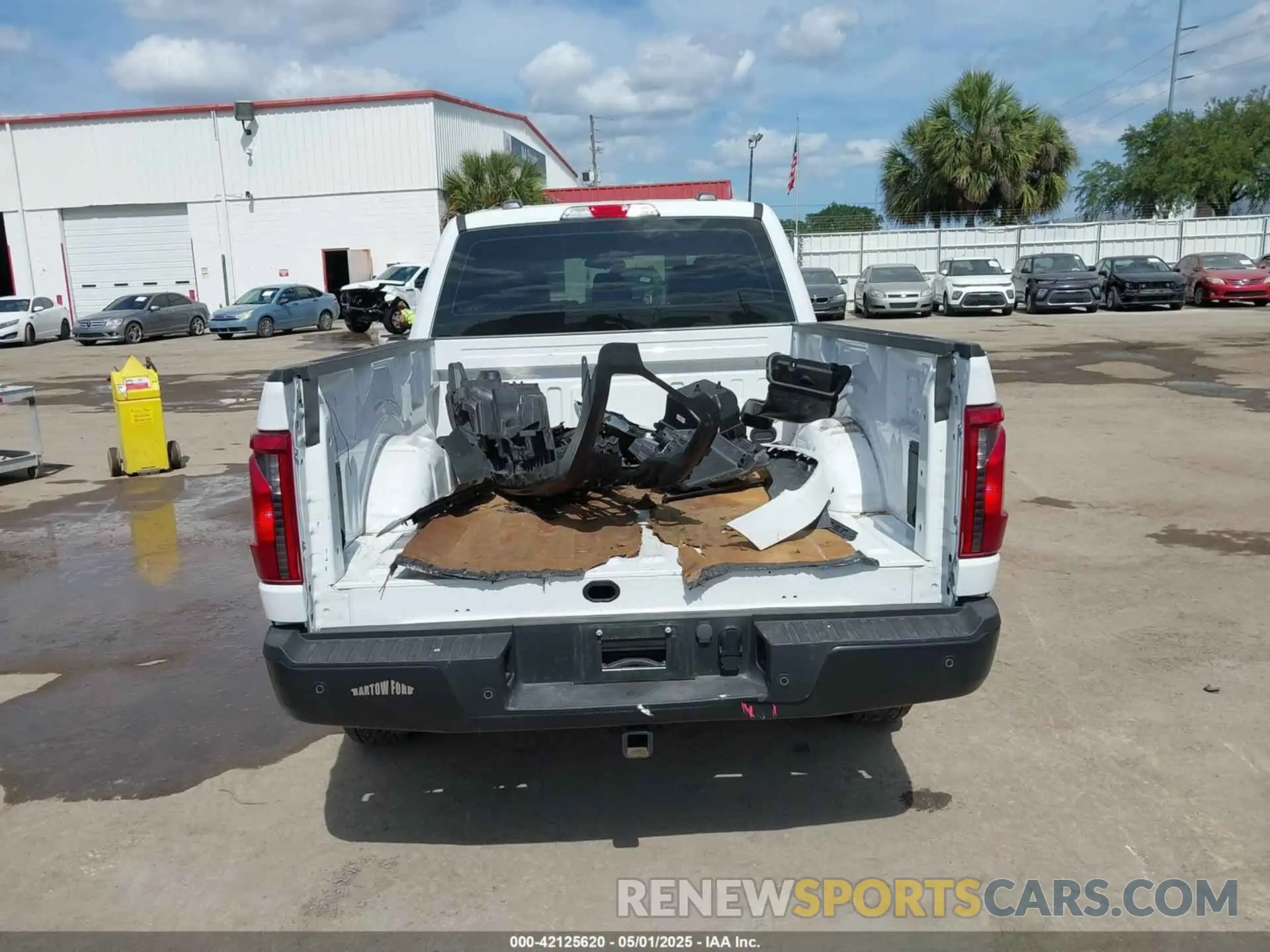 16 Photograph of a damaged car 1FTFW1L89RKE19384 FORD F-150 2024