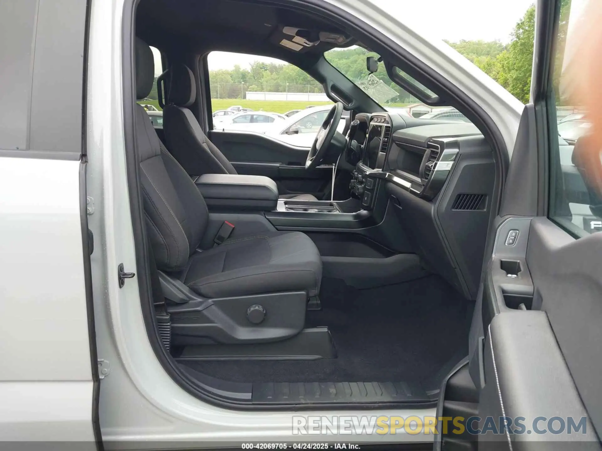 5 Фотография поврежденного автомобиля 1FTFW2L55RKD98710 FORD F-150 2024