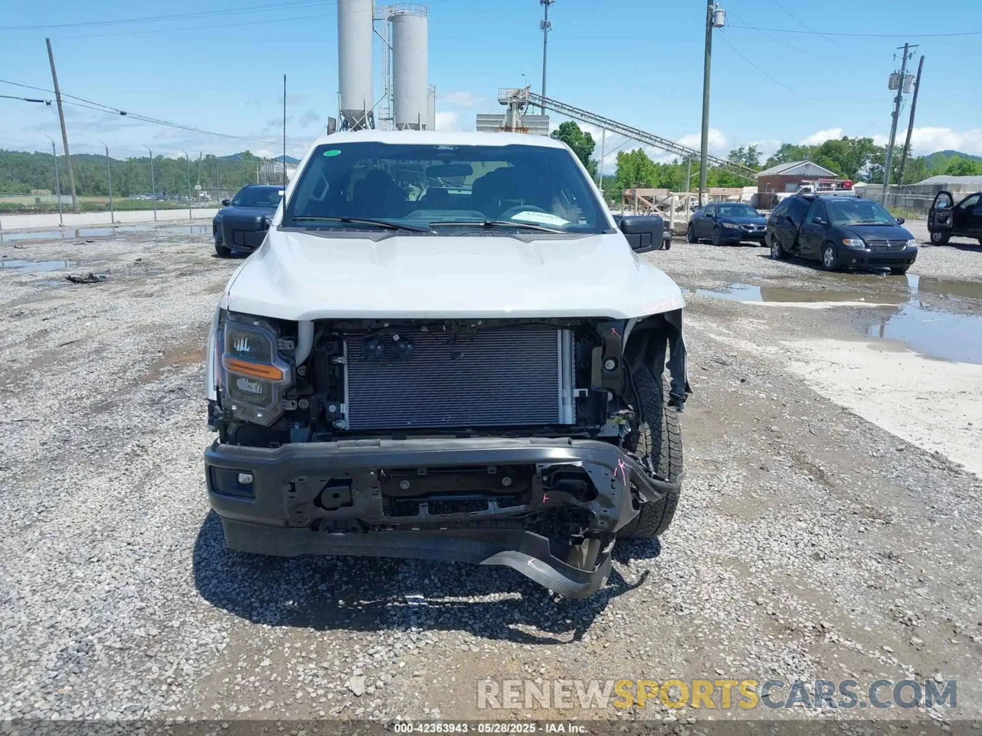 12 Фотография поврежденного автомобиля 1FTFW2L58RFC04891 FORD F-150 2024