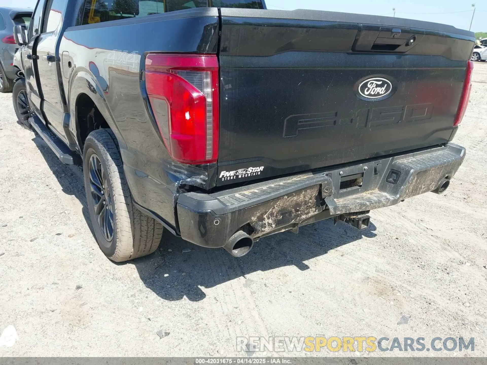 19 Photograph of a damaged car 1FTFW3L50RFA93307 FORD F-150 2024