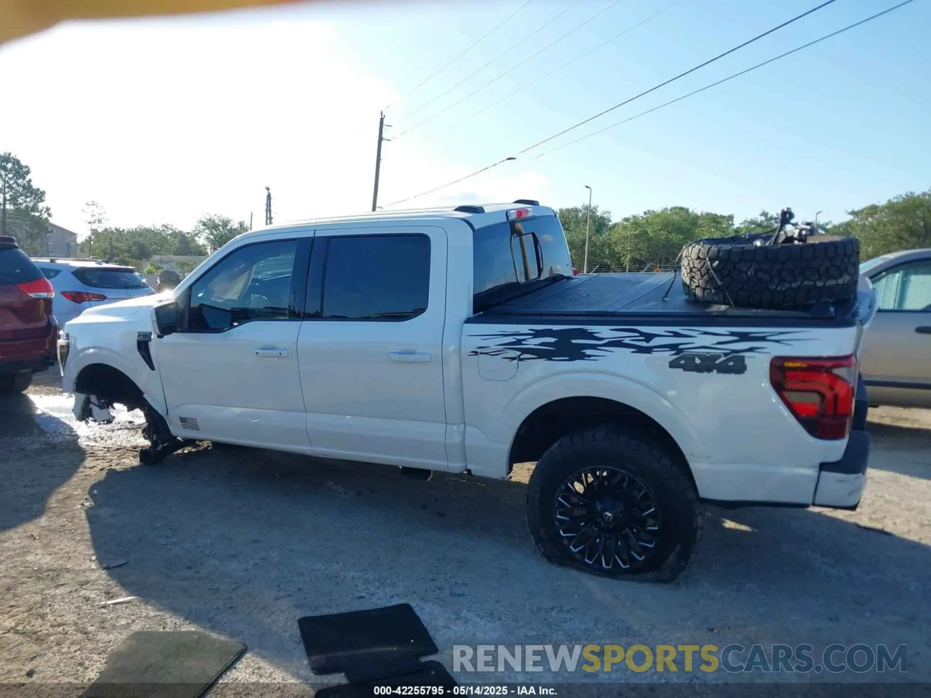 14 Photograph of a damaged car 1FTFW5L81RFB74399 FORD F-150 2024