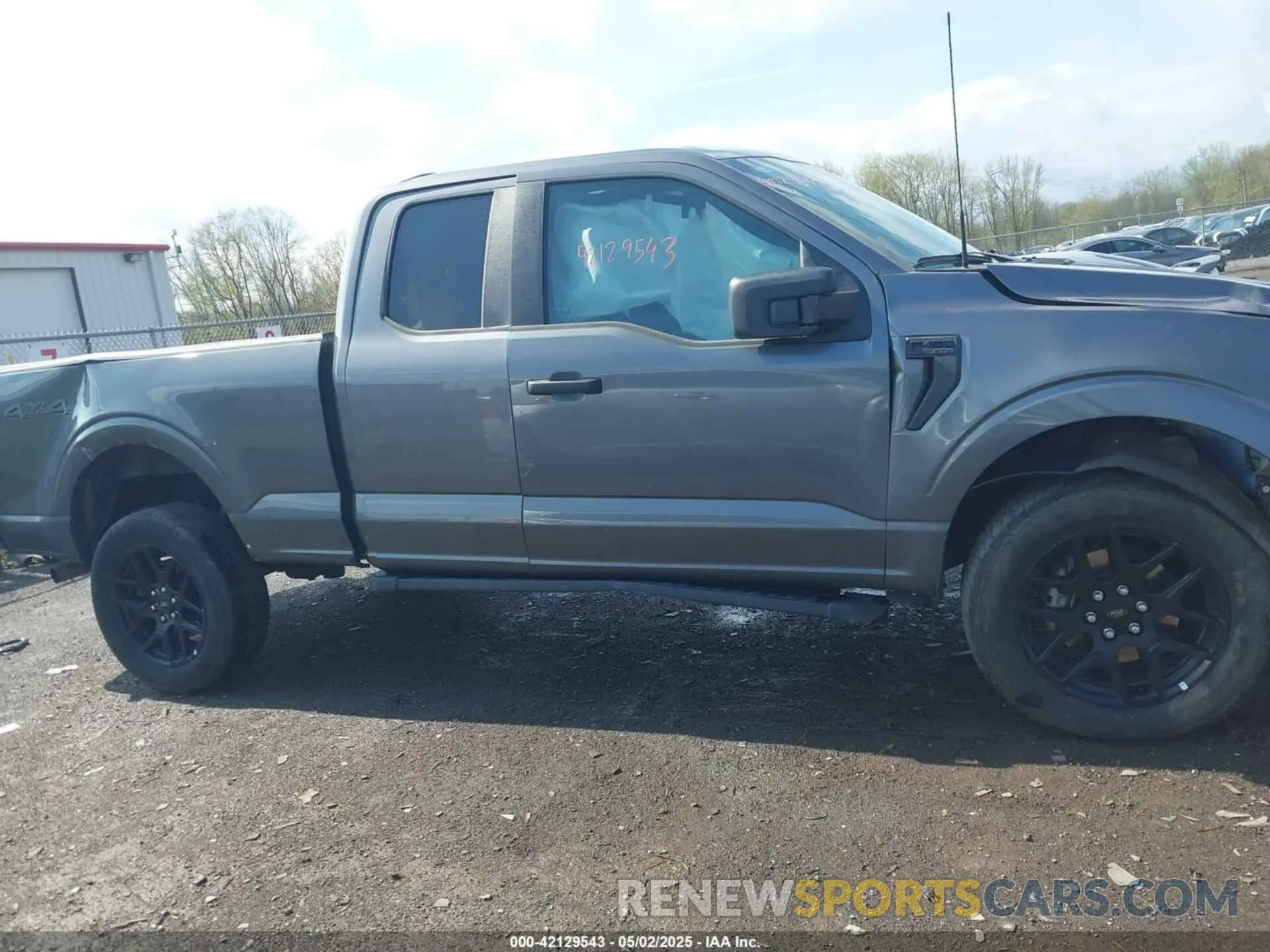 14 Photograph of a damaged car 1FTFX2L51RKE76915 FORD F-150 2024