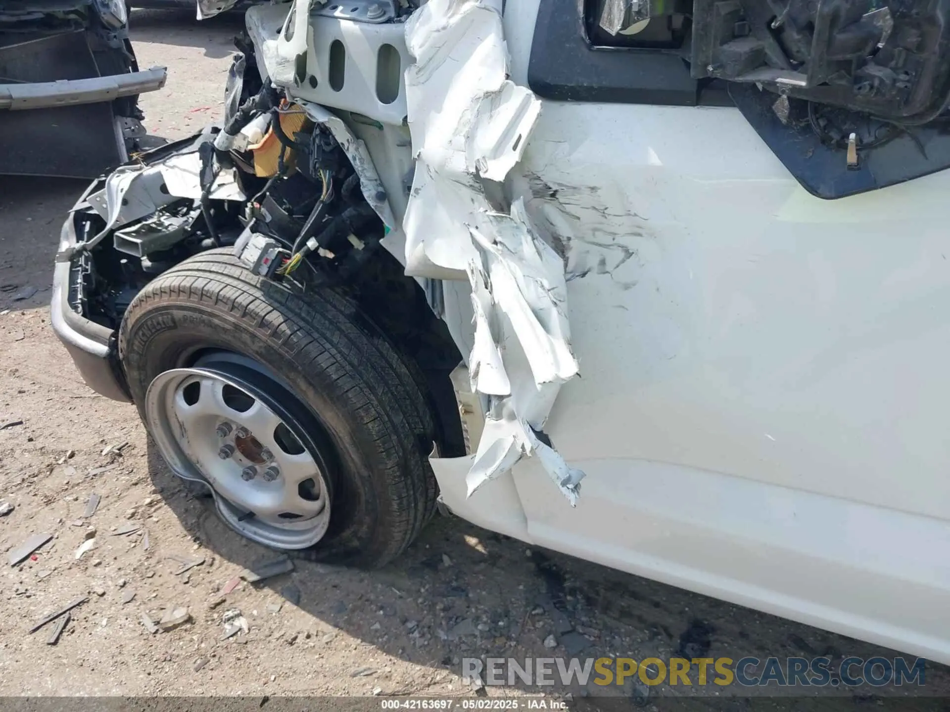 6 Photograph of a damaged car 1FTMF1KP0RKD49211 FORD F-150 2024